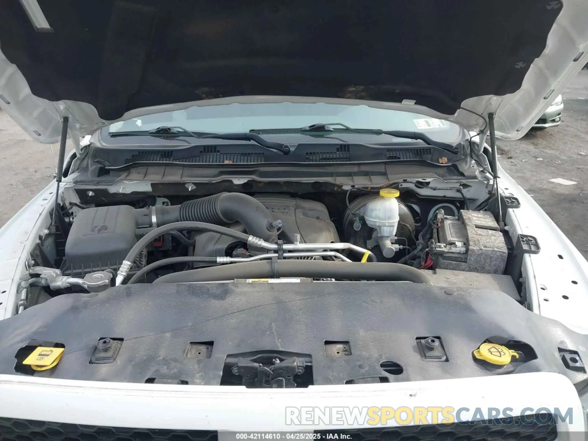 10 Photograph of a damaged car 1C6RR7FT5KS570579 RAM 1500 CLASSIC 2019