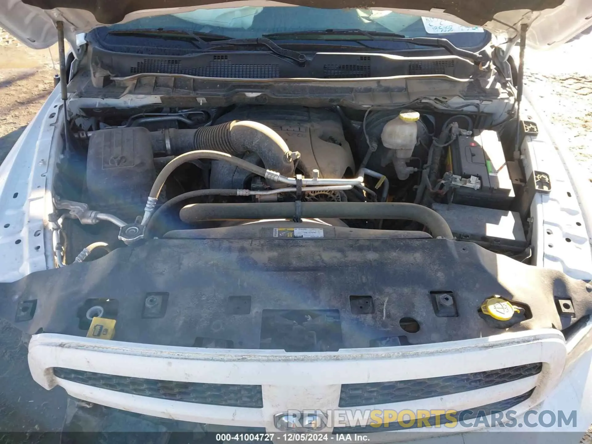 10 Photograph of a damaged car 1C6RR7FT5KS626746 RAM 1500 CLASSIC 2019