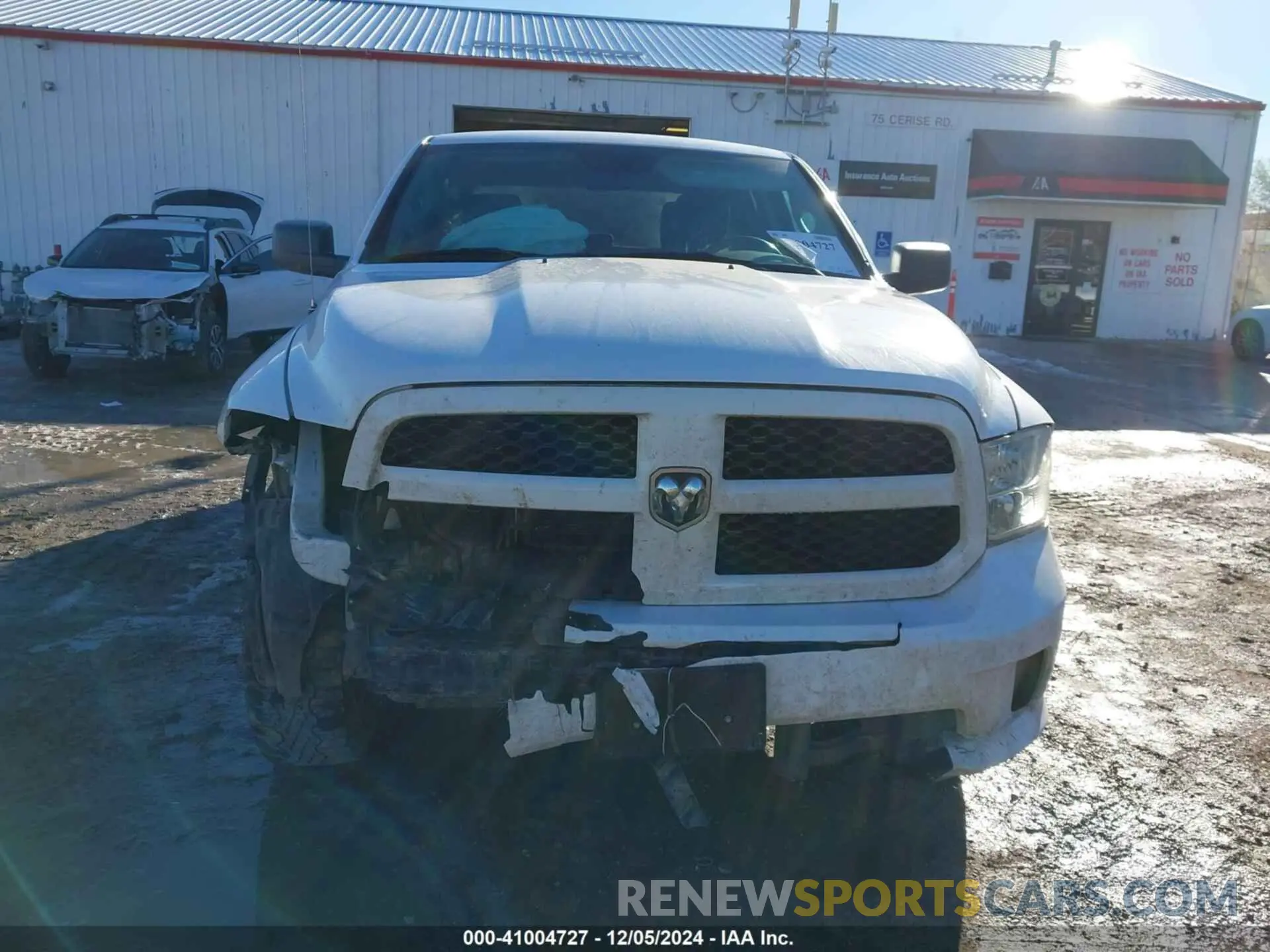 6 Photograph of a damaged car 1C6RR7FT5KS626746 RAM 1500 CLASSIC 2019