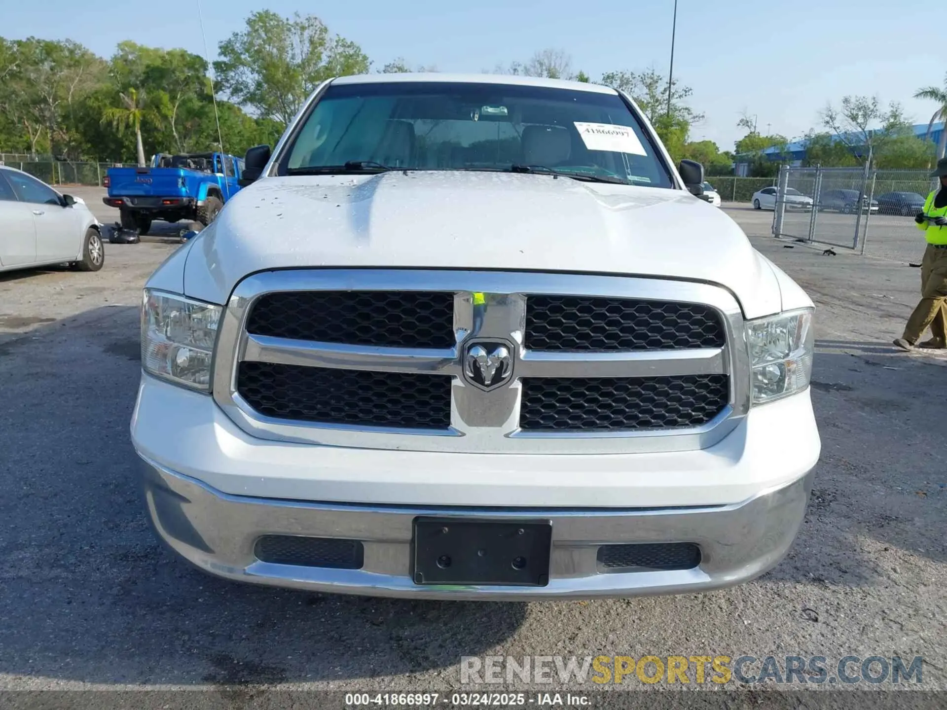 13 Photograph of a damaged car 1C6RR7FT8KS533686 RAM 1500 CLASSIC 2019