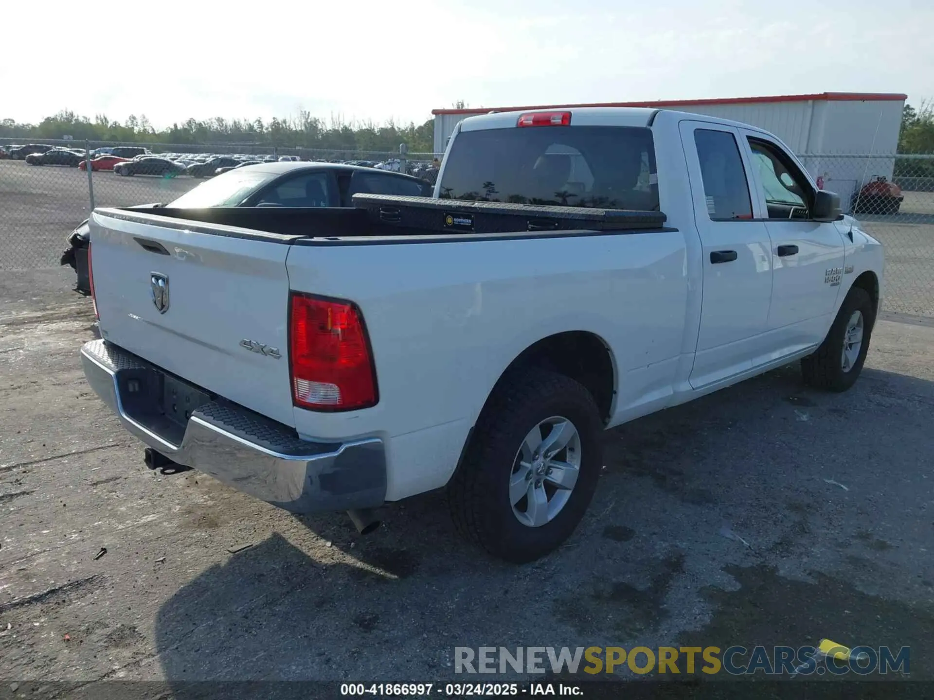 4 Photograph of a damaged car 1C6RR7FT8KS533686 RAM 1500 CLASSIC 2019