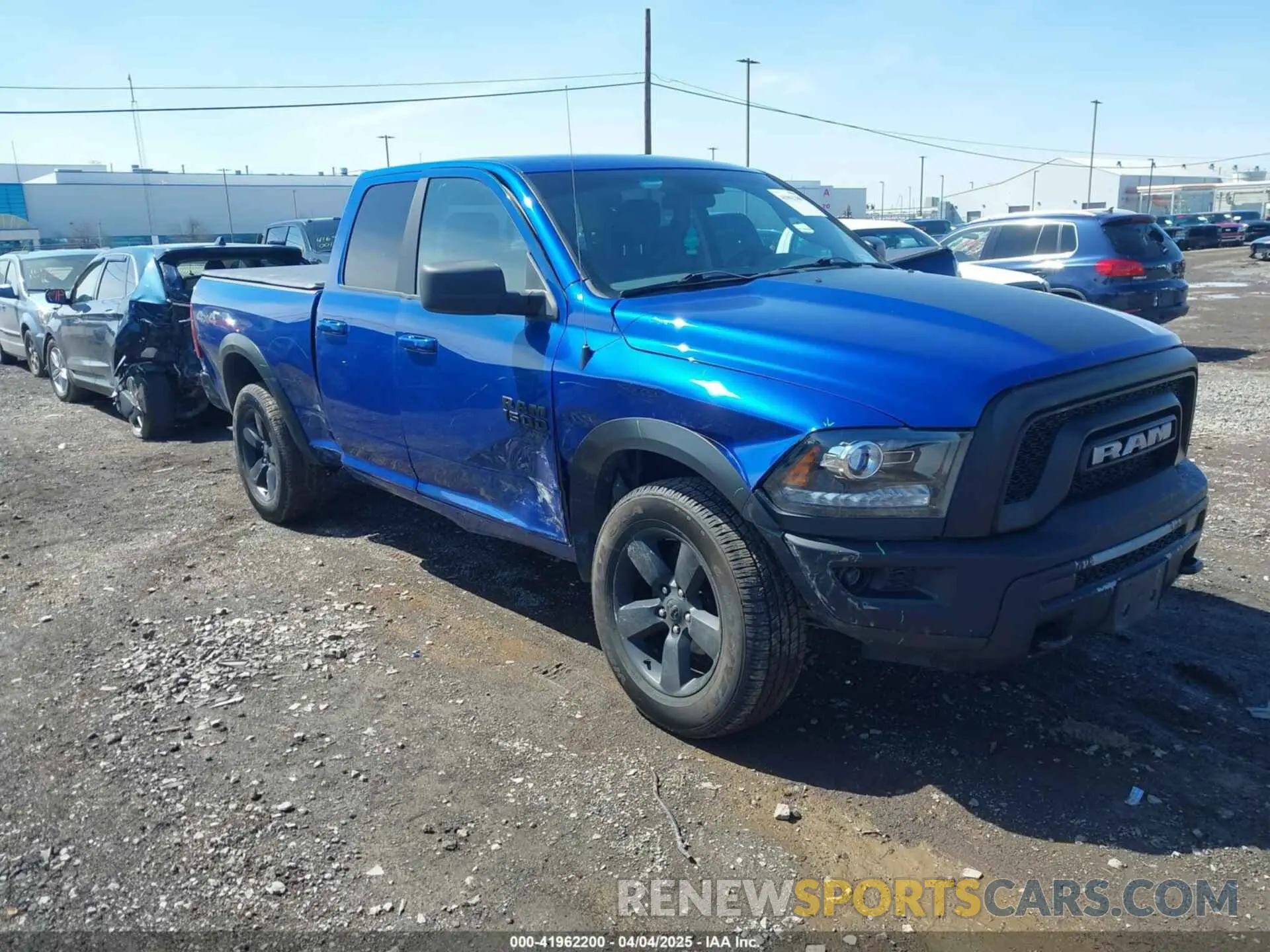 1 Photograph of a damaged car 1C6RR7GG1KS666467 RAM 1500 CLASSIC 2019