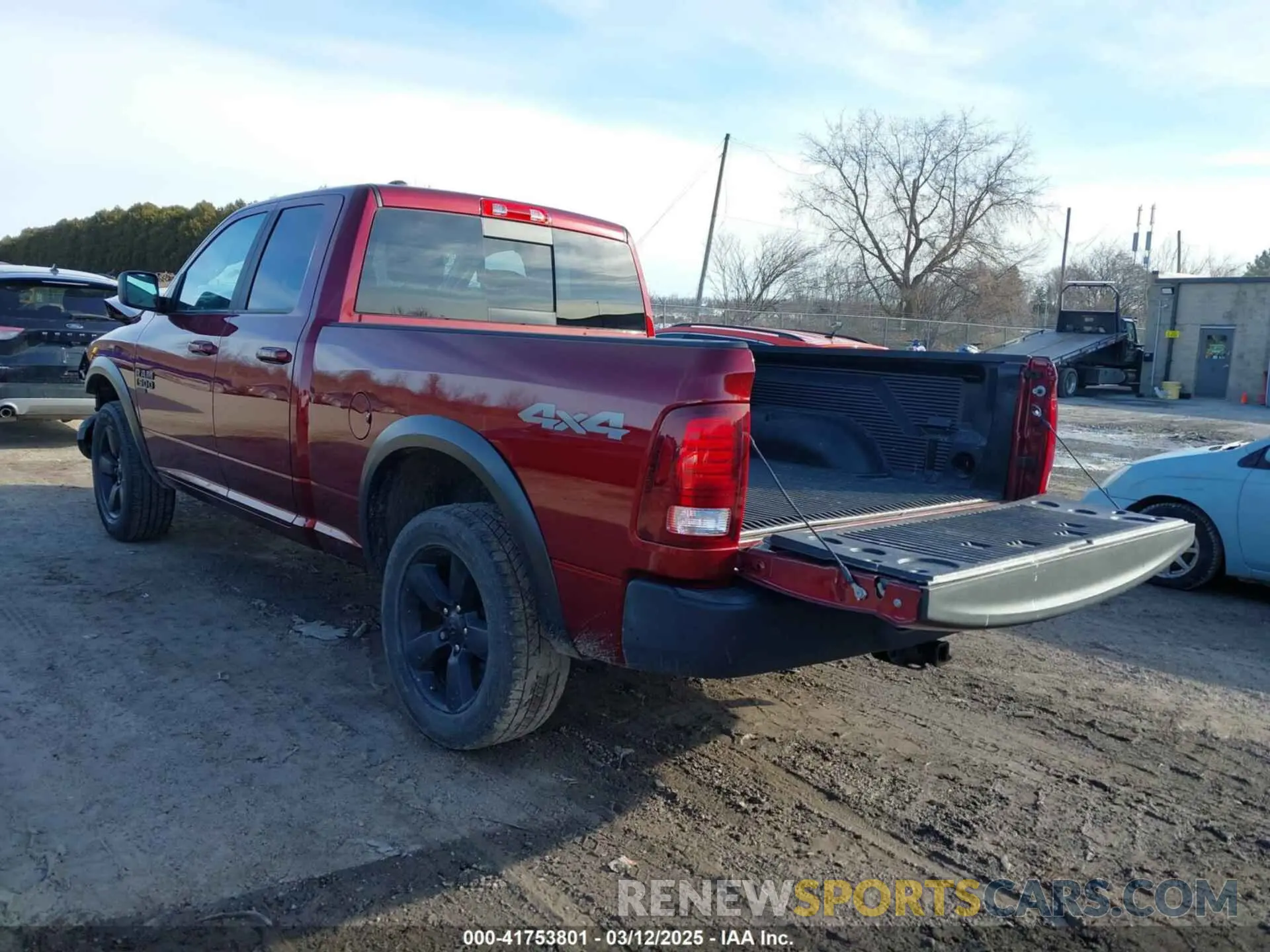 3 Photograph of a damaged car 1C6RR7GG3KS666230 RAM 1500 CLASSIC 2019