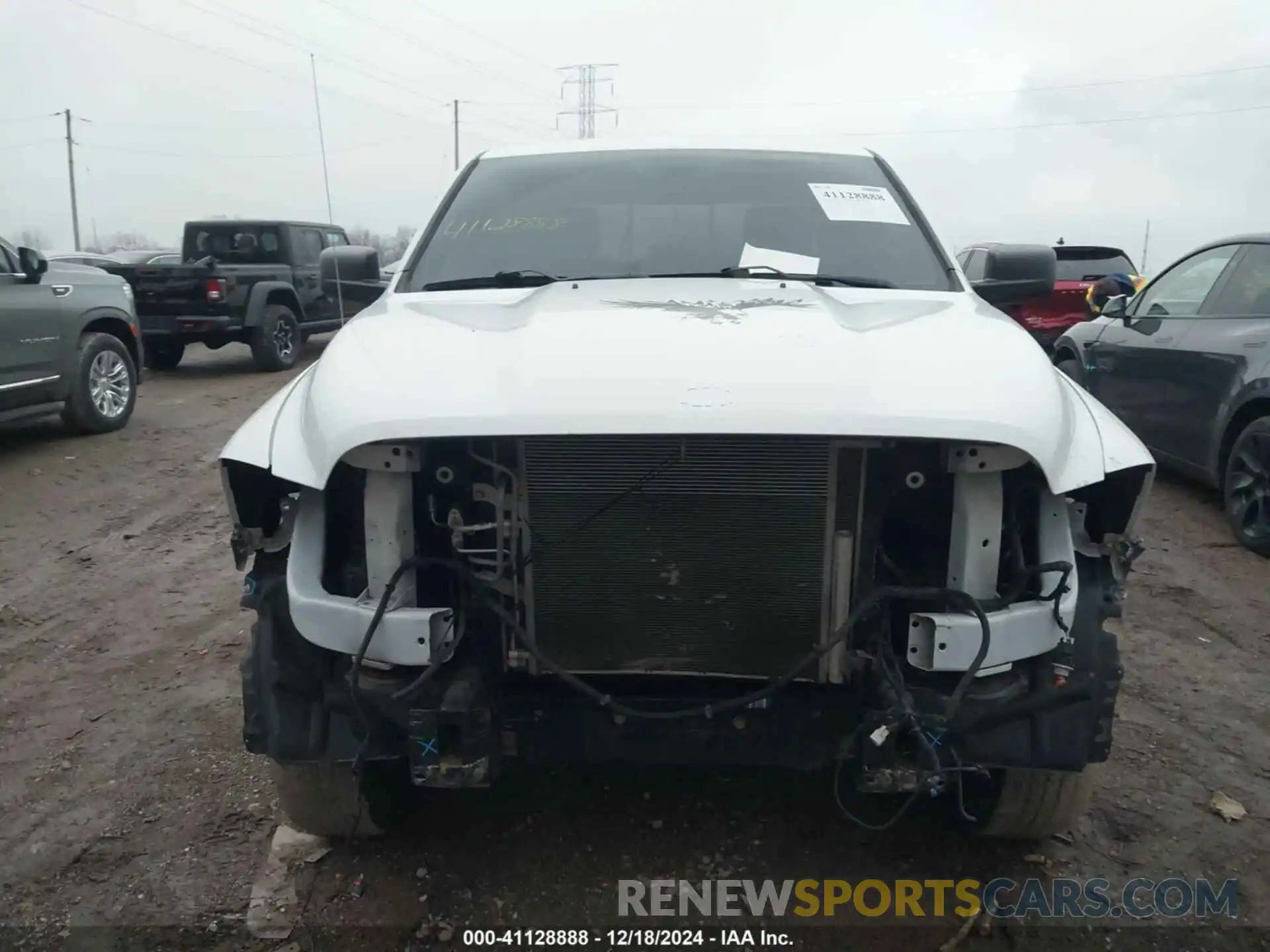 13 Photograph of a damaged car 1C6RR7GGXKS582518 RAM 1500 CLASSIC 2019