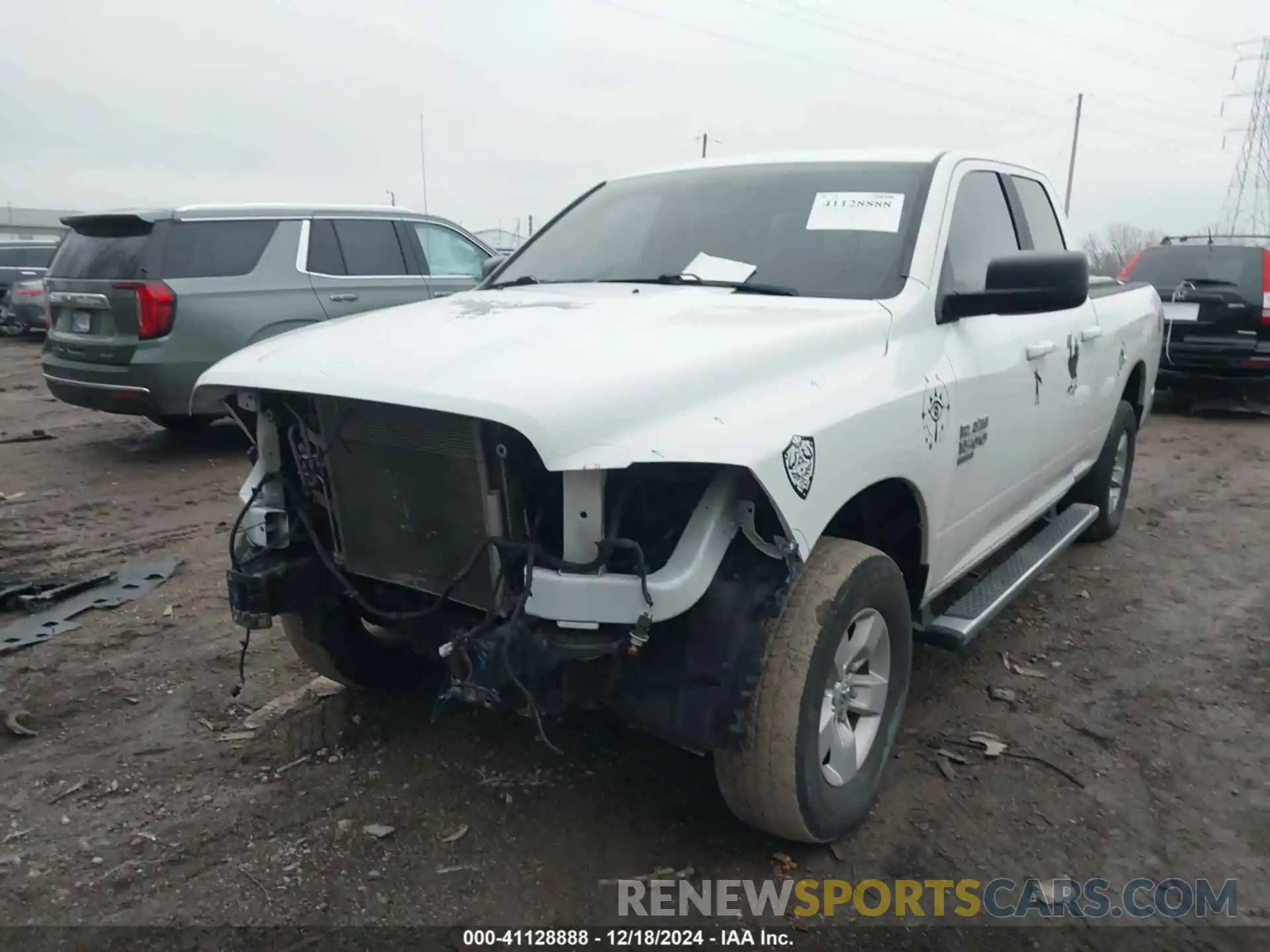 2 Photograph of a damaged car 1C6RR7GGXKS582518 RAM 1500 CLASSIC 2019