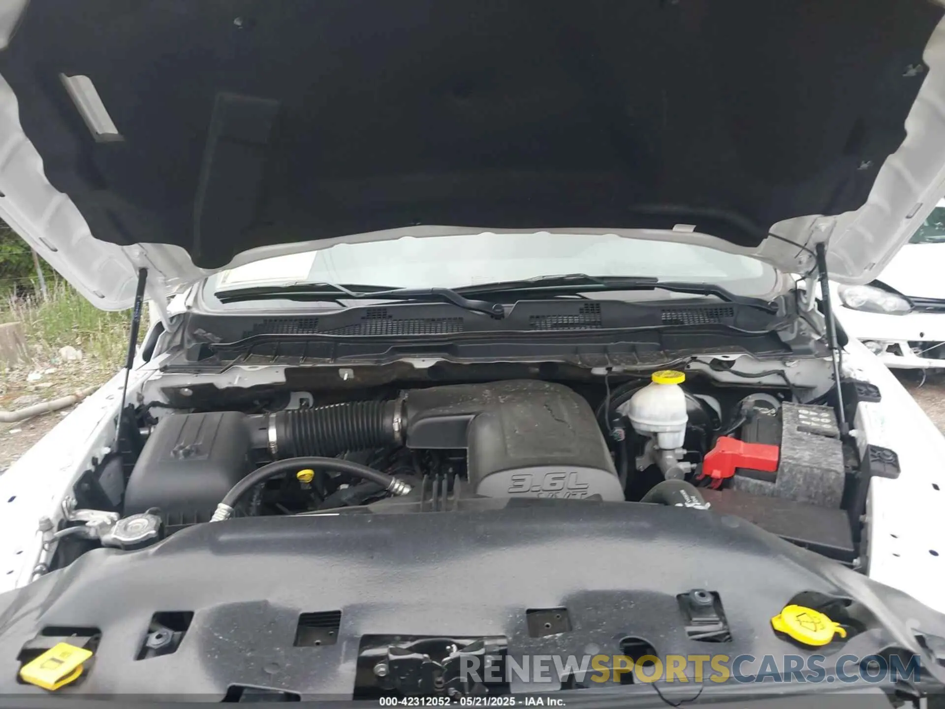 10 Photograph of a damaged car 1C6RR7GGXKS616991 RAM 1500 CLASSIC 2019