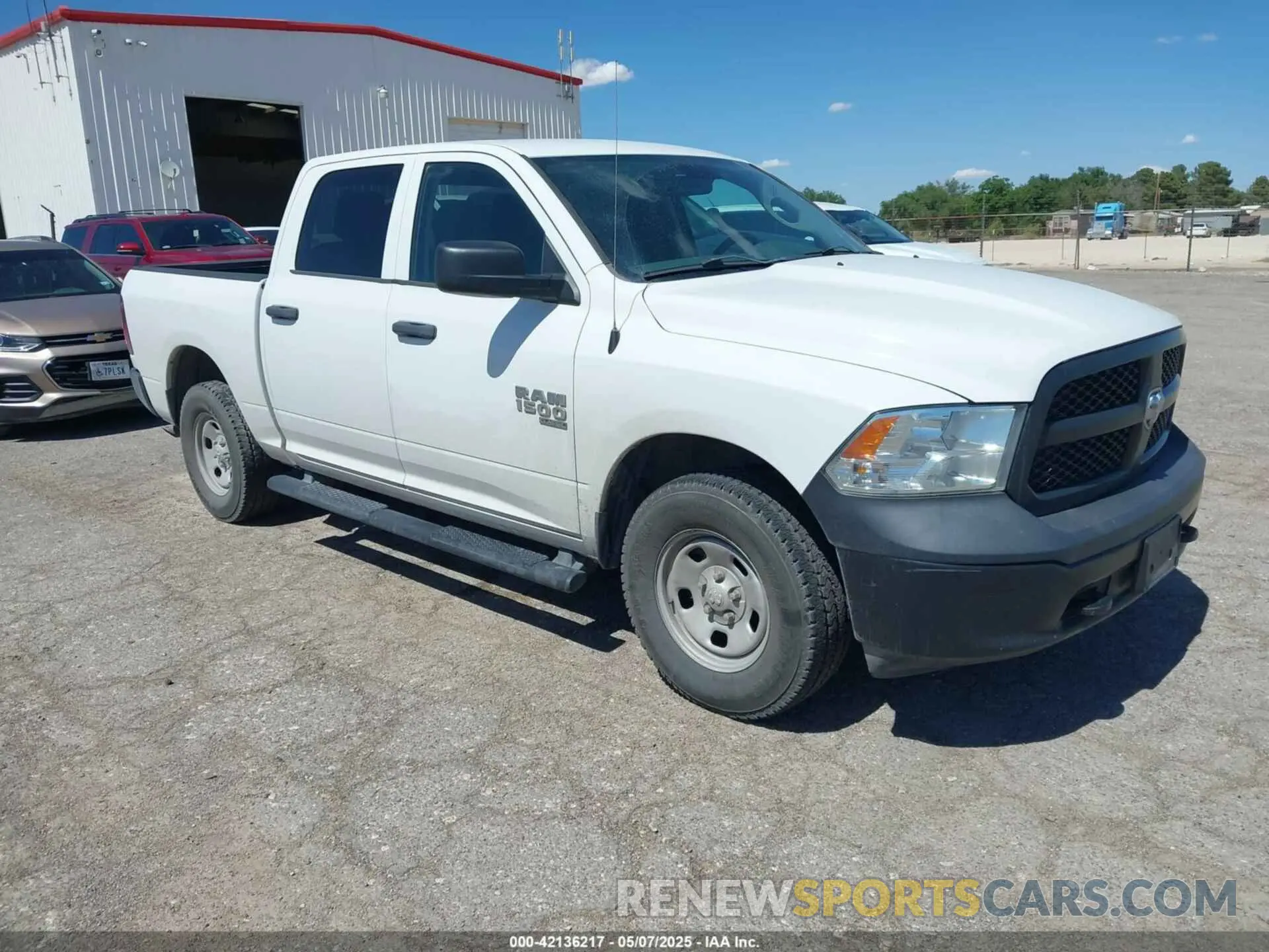 1 Photograph of a damaged car 1C6RR7KG6KS580742 RAM 1500 CLASSIC 2019