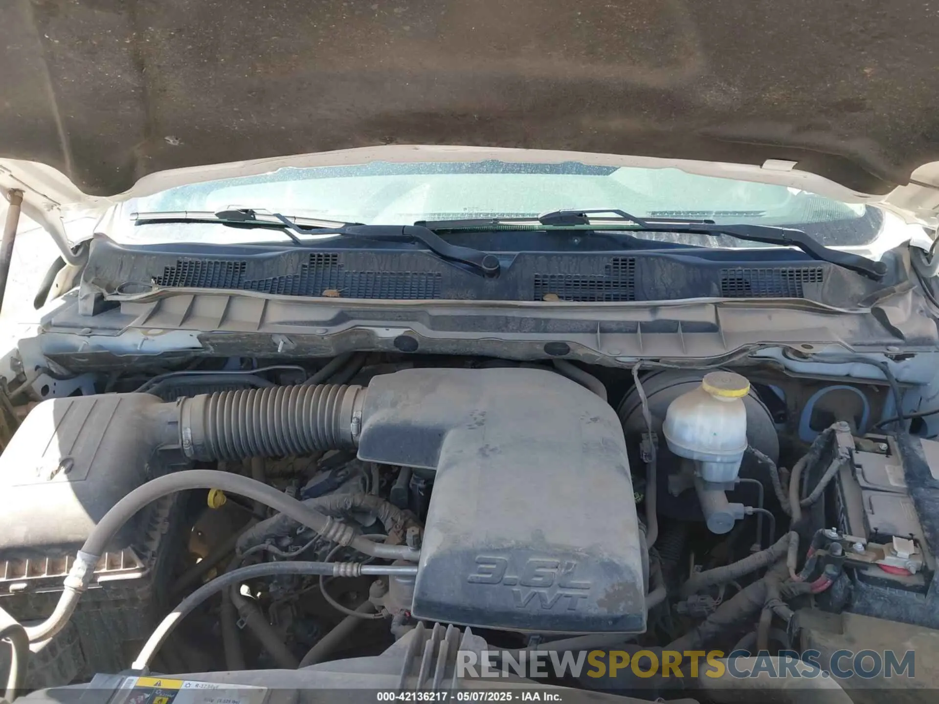 10 Photograph of a damaged car 1C6RR7KG6KS580742 RAM 1500 CLASSIC 2019