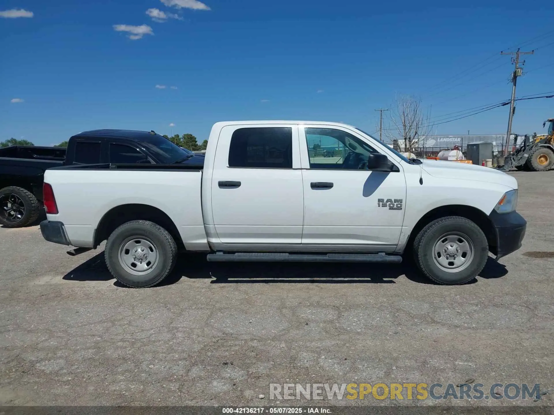 13 Photograph of a damaged car 1C6RR7KG6KS580742 RAM 1500 CLASSIC 2019
