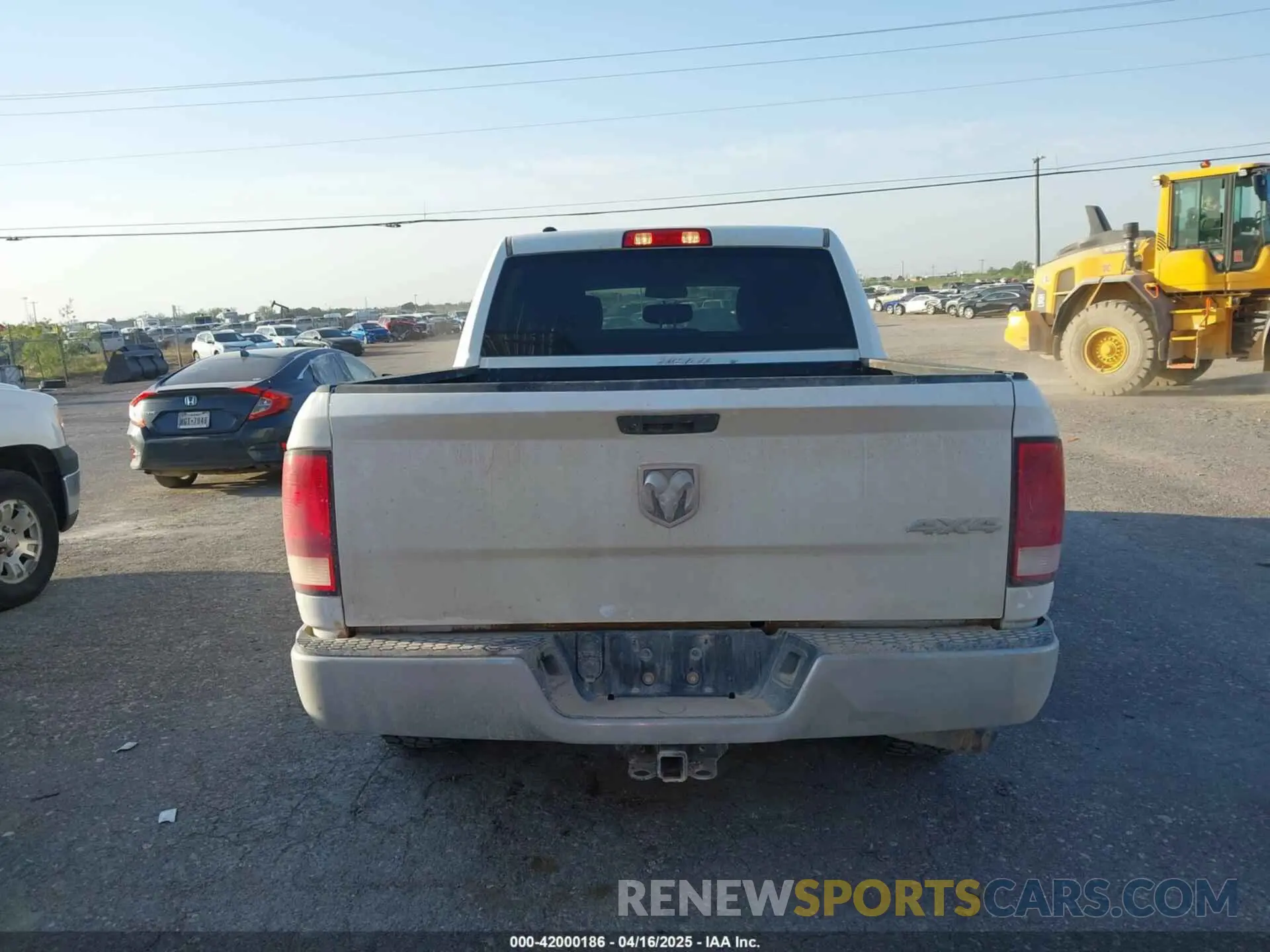 16 Photograph of a damaged car 1C6RR7KG8KS520218 RAM 1500 CLASSIC 2019