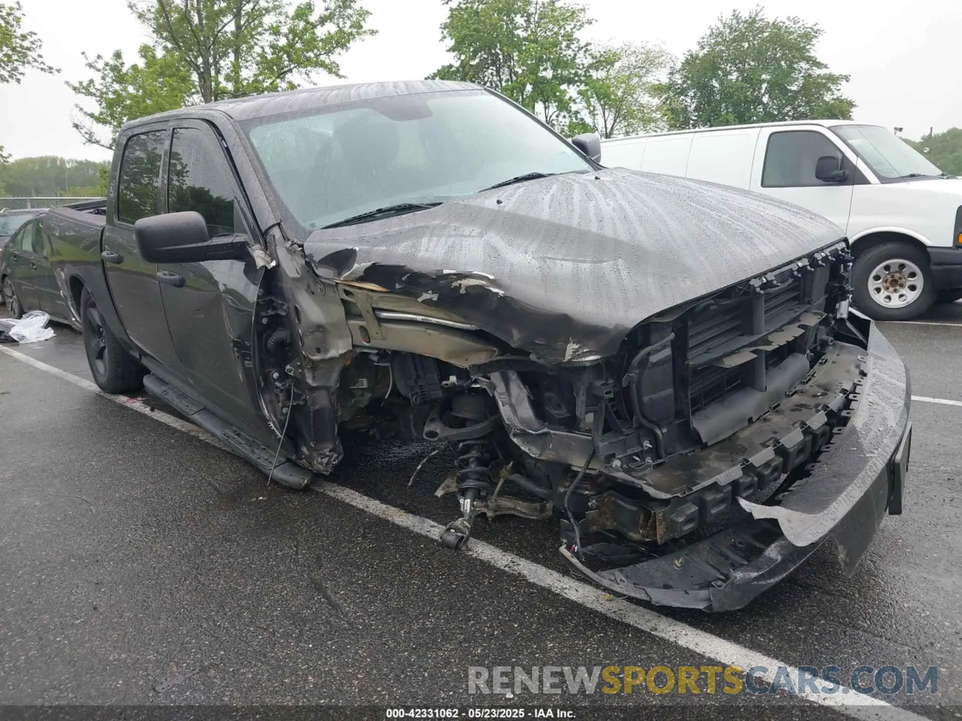 1 Photograph of a damaged car 1C6RR7KG9KS520387 RAM 1500 CLASSIC 2019