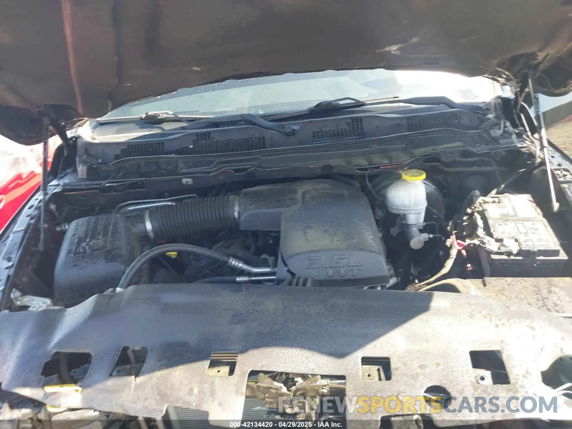 10 Photograph of a damaged car 1C6RR7KG9KS709945 RAM 1500 CLASSIC 2019
