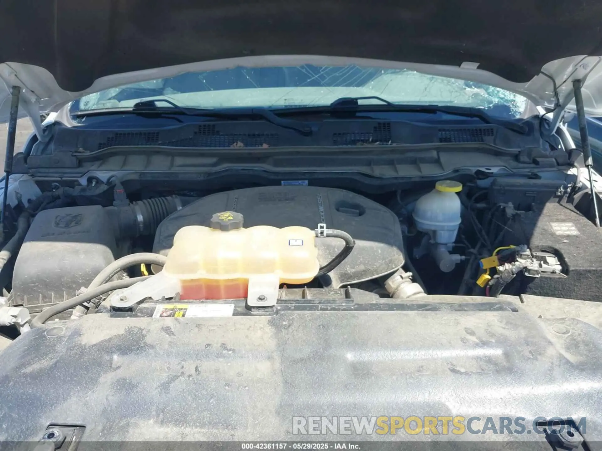10 Photograph of a damaged car 1C6RR7KM0KS682365 RAM 1500 CLASSIC 2019