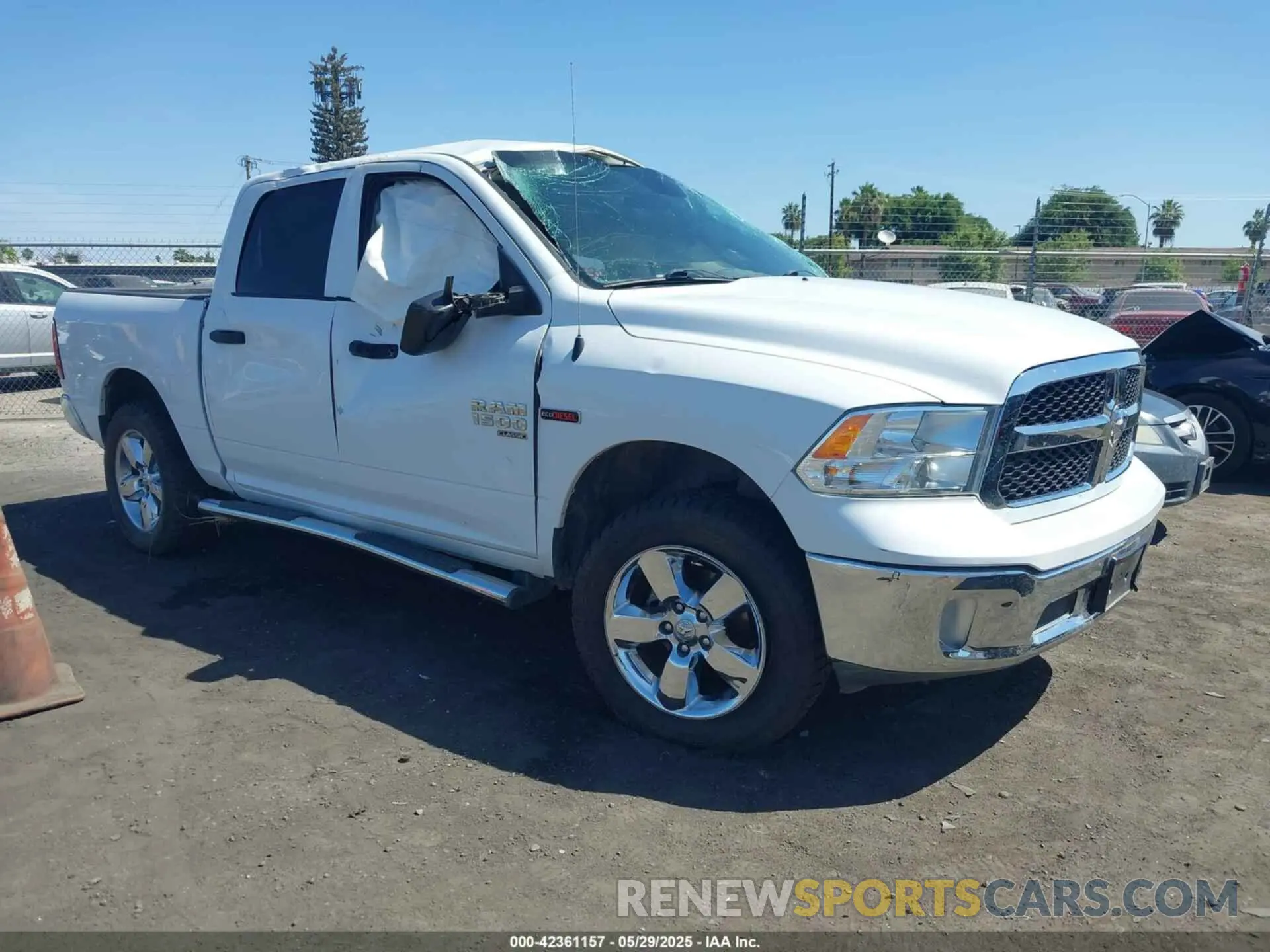 13 Photograph of a damaged car 1C6RR7KM0KS682365 RAM 1500 CLASSIC 2019