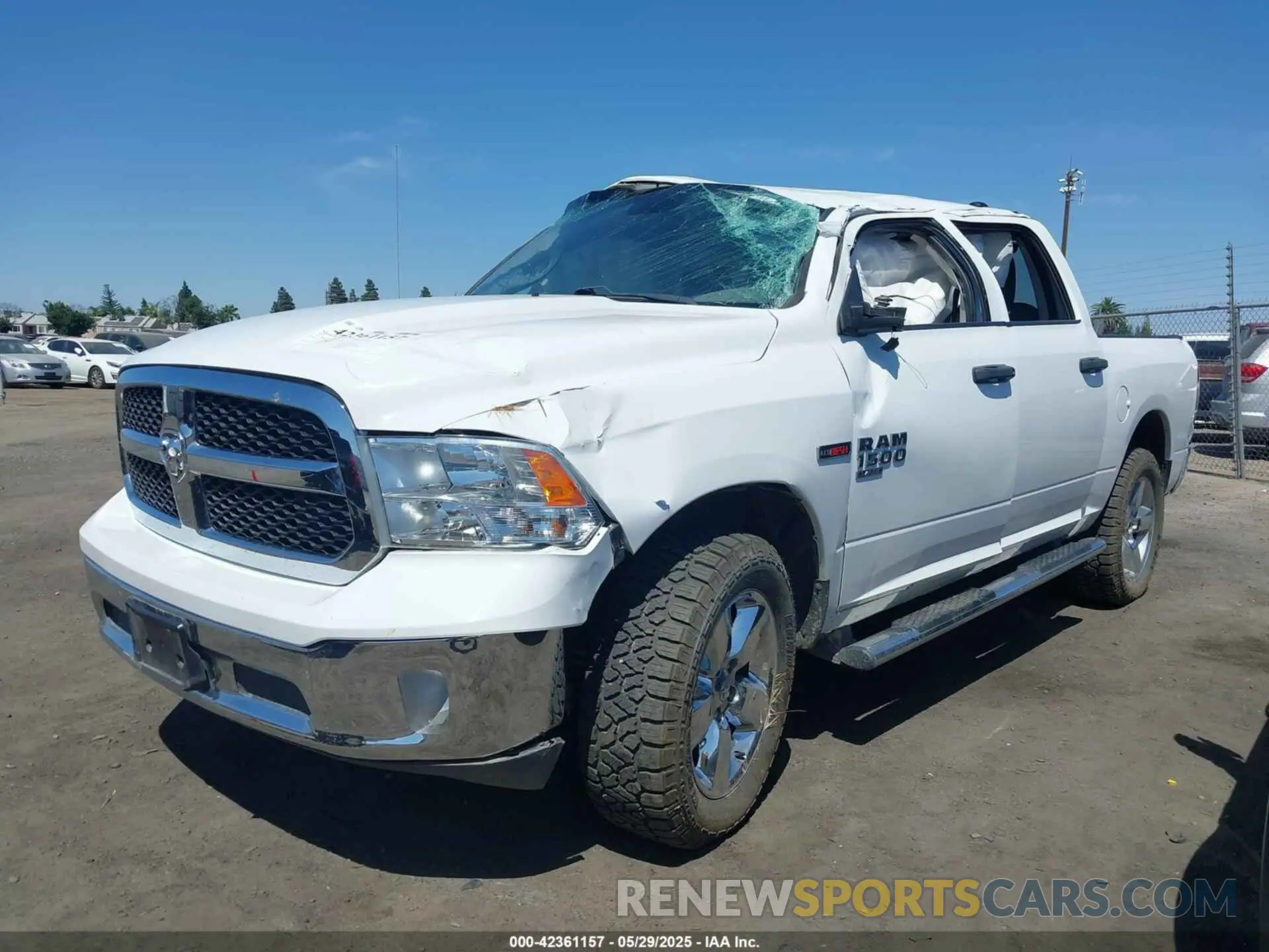14 Photograph of a damaged car 1C6RR7KM0KS682365 RAM 1500 CLASSIC 2019