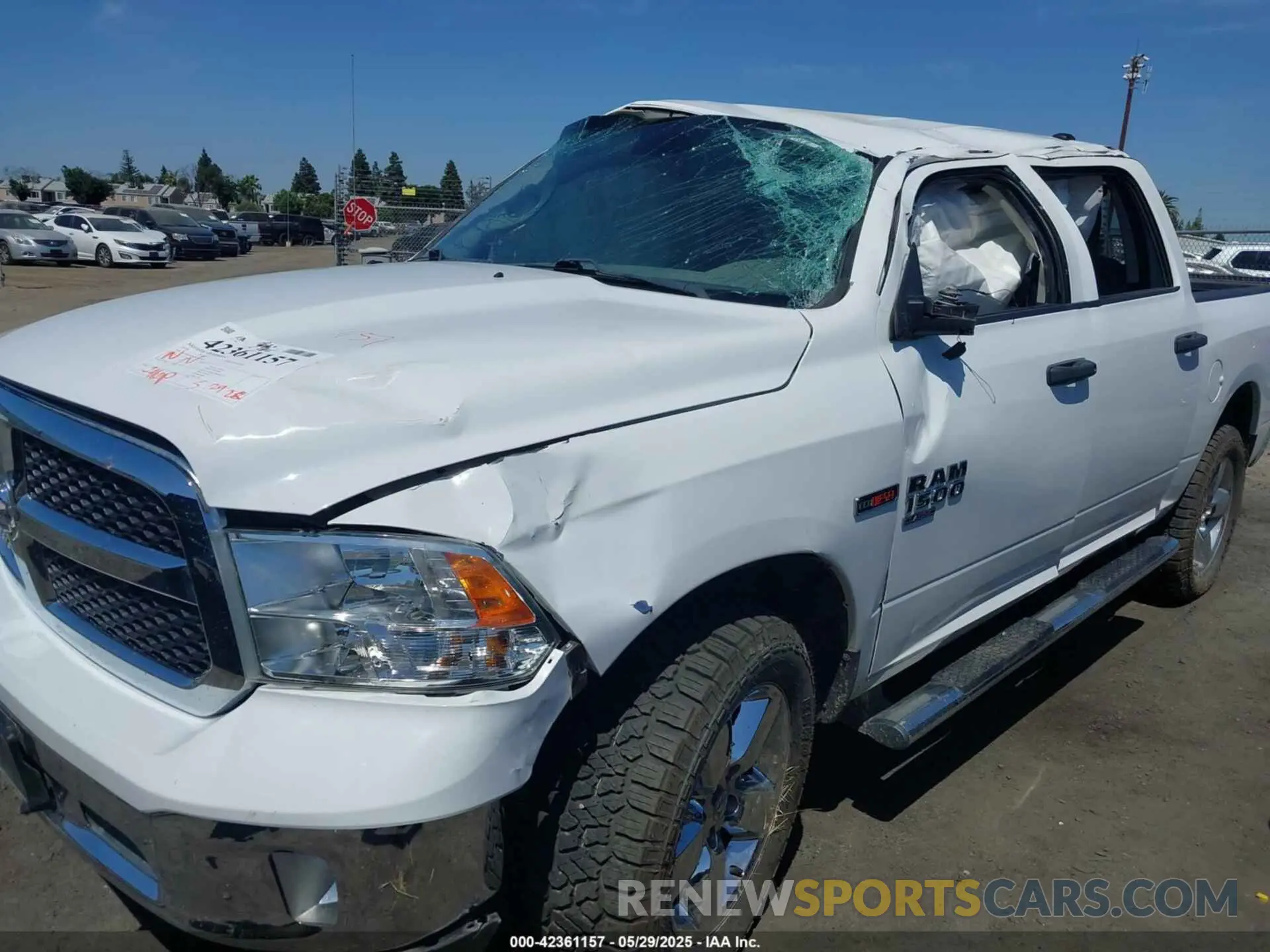 6 Photograph of a damaged car 1C6RR7KM0KS682365 RAM 1500 CLASSIC 2019
