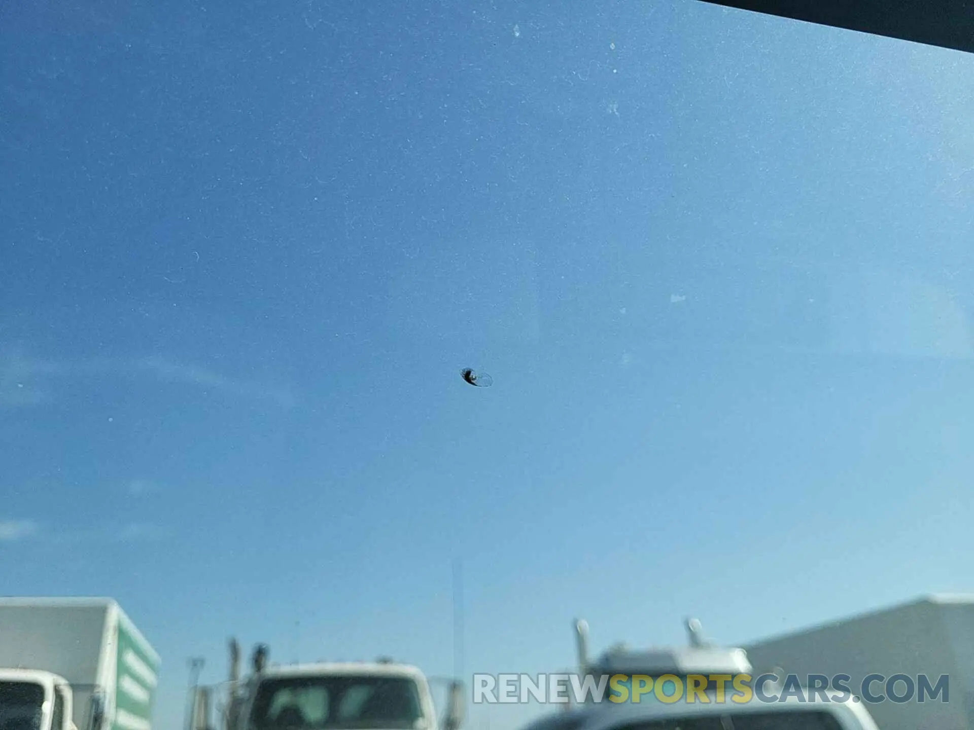 8 Photograph of a damaged car 1C6RR7KT0KS601467 RAM 1500 CLASSIC 2019