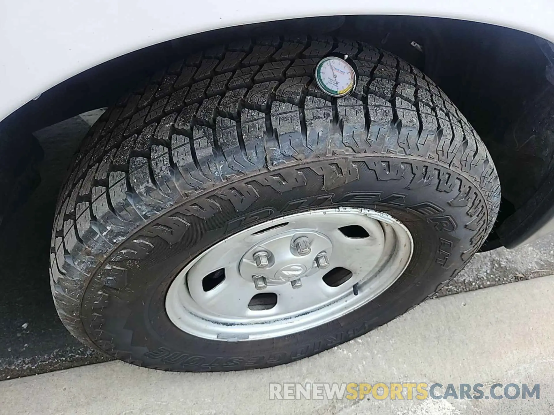 11 Photograph of a damaged car 1C6RR7KT2KS596286 RAM 1500 CLASSIC 2019