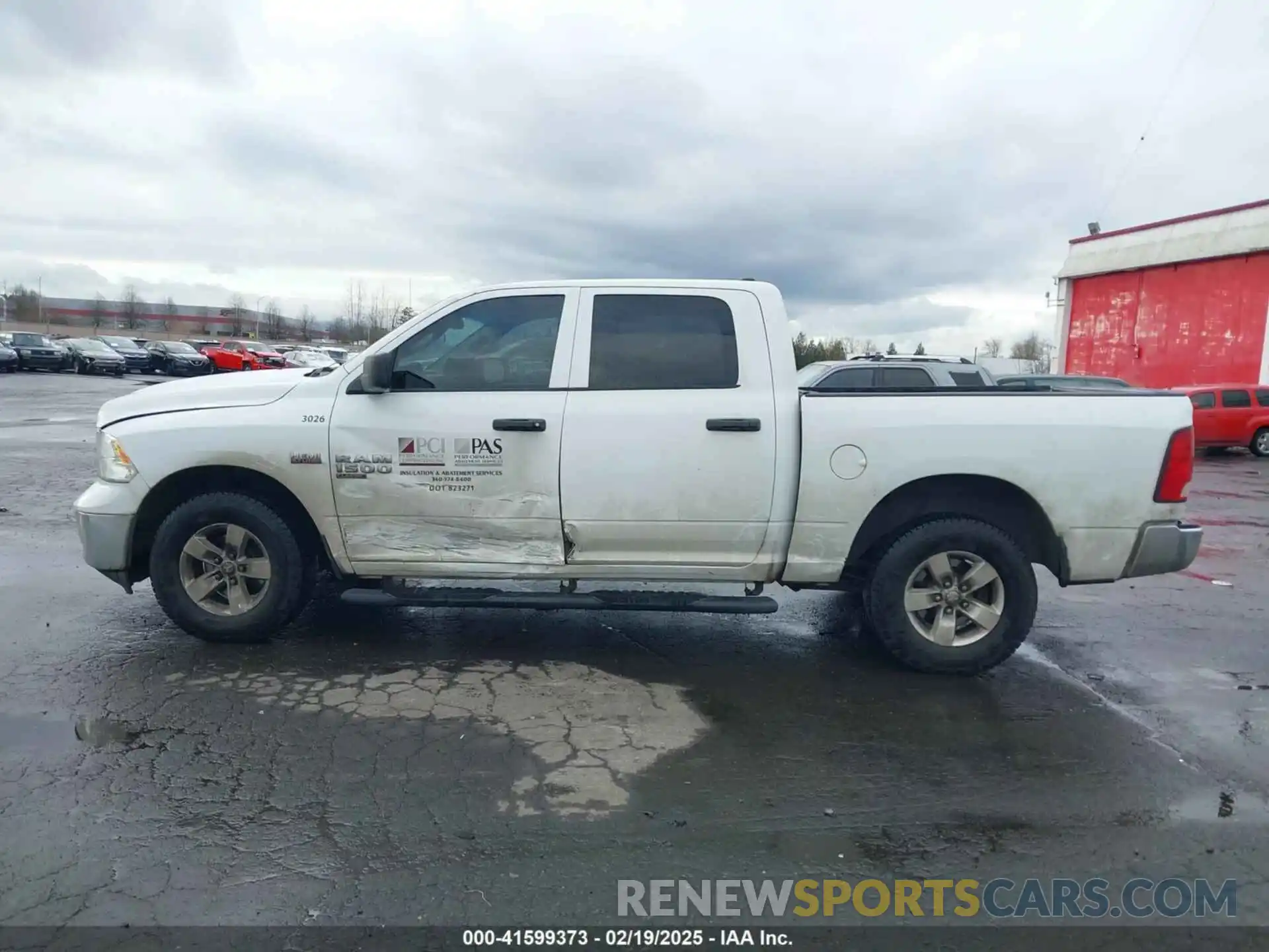 13 Photograph of a damaged car 1C6RR7KT5KS500926 RAM 1500 CLASSIC 2019