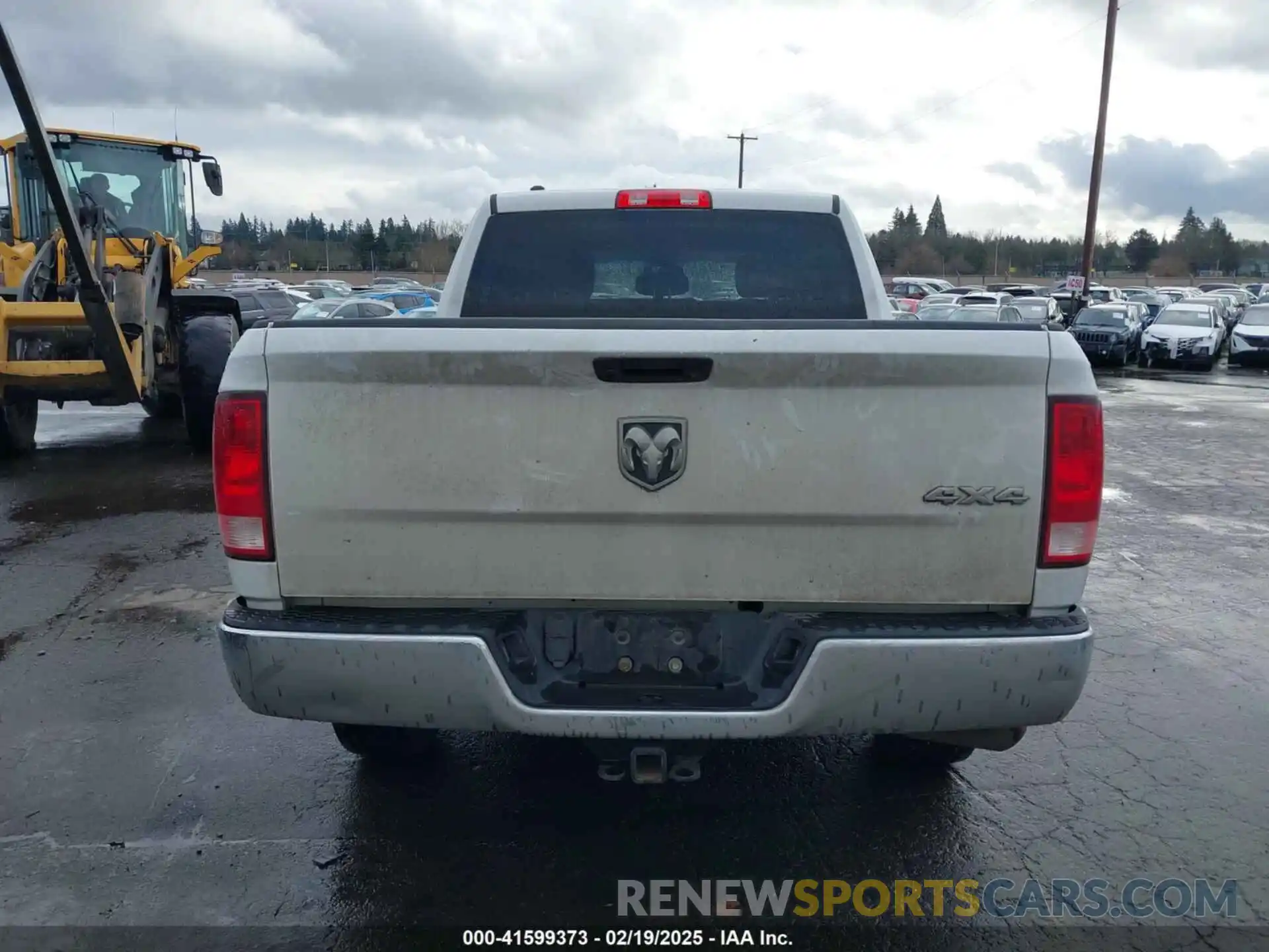 15 Photograph of a damaged car 1C6RR7KT5KS500926 RAM 1500 CLASSIC 2019