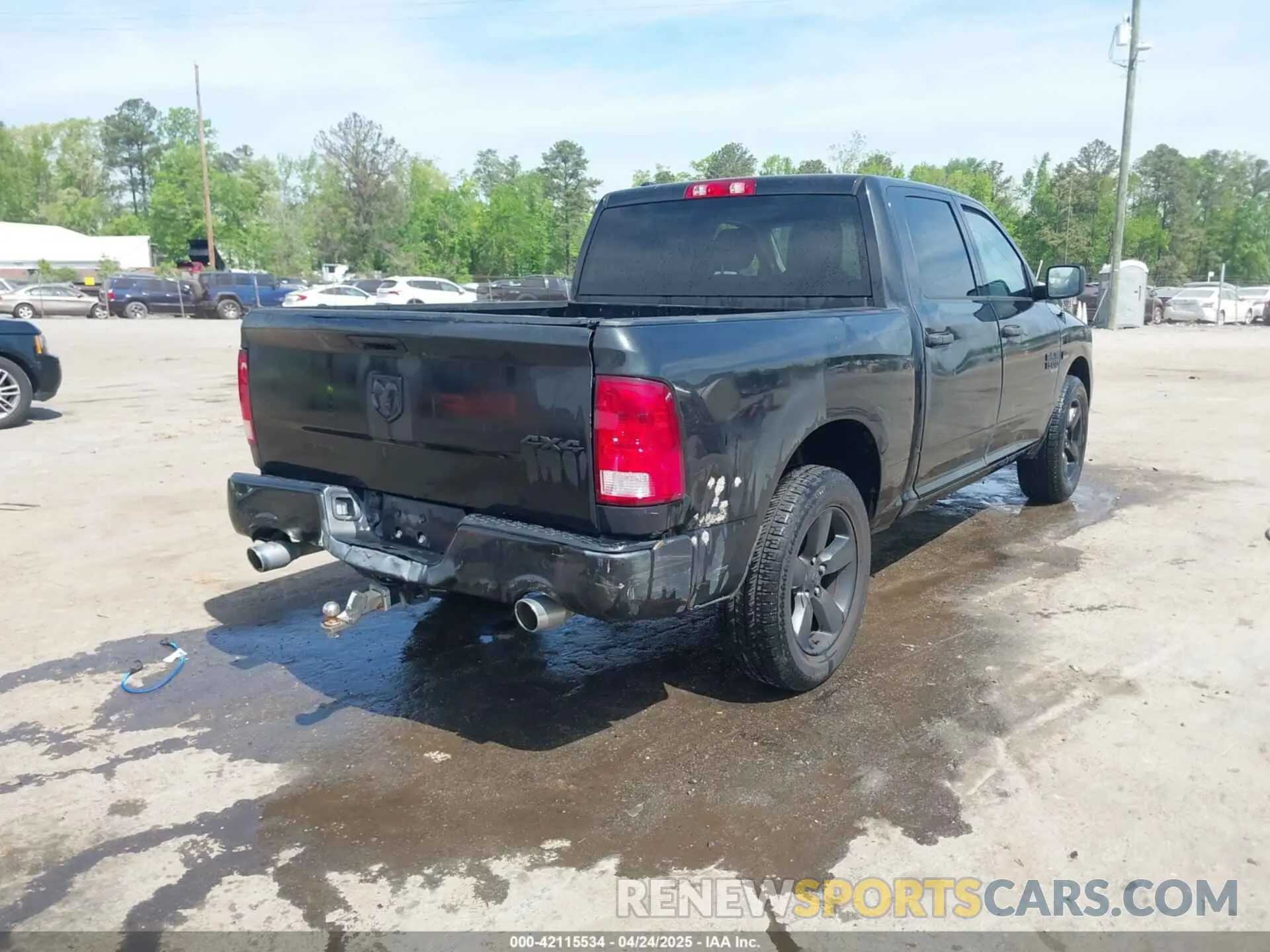 4 Photograph of a damaged car 1C6RR7KT7KS519977 RAM 1500 CLASSIC 2019