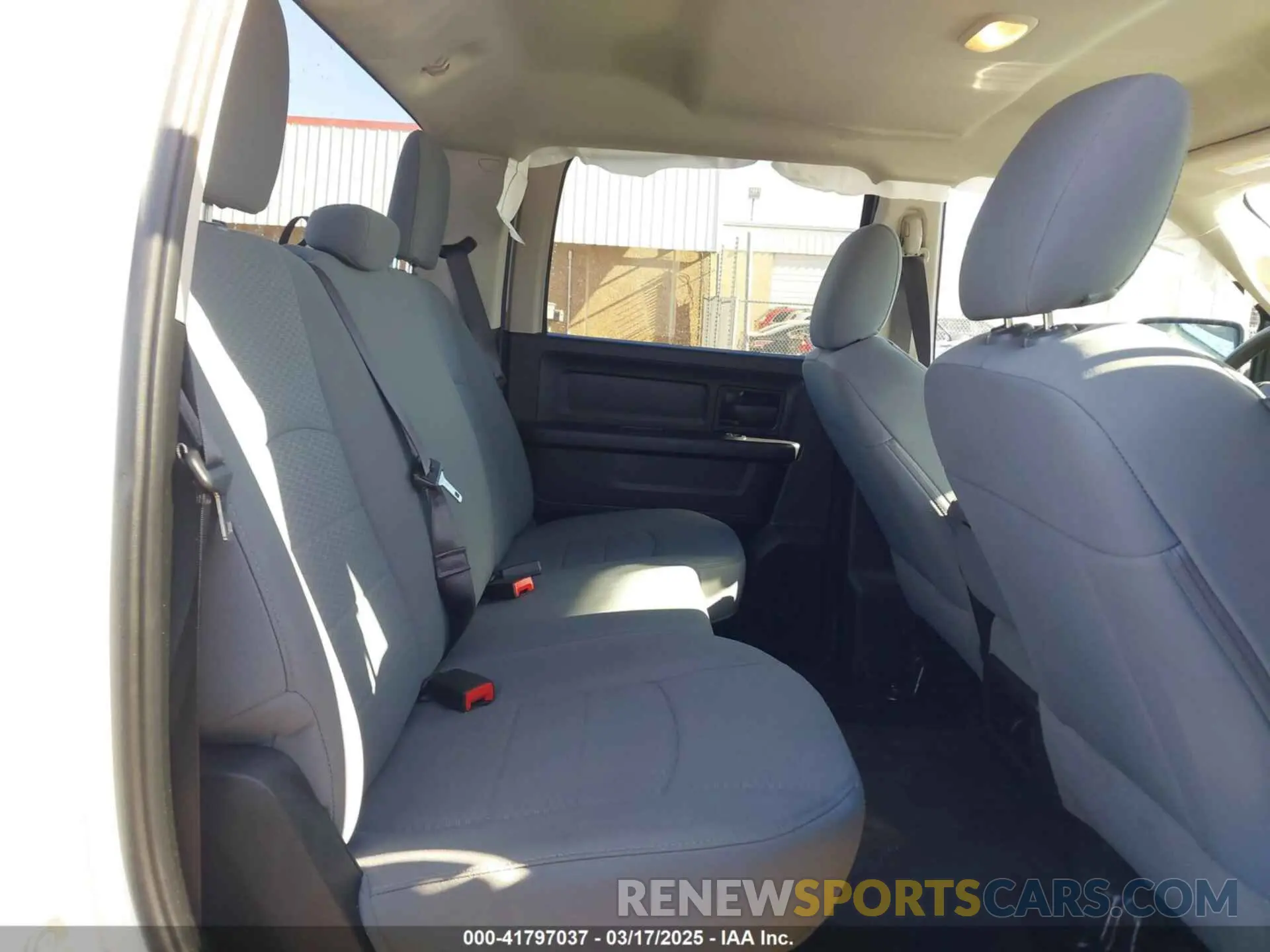 8 Photograph of a damaged car 1C6RR7KT7KS692902 RAM 1500 CLASSIC 2019