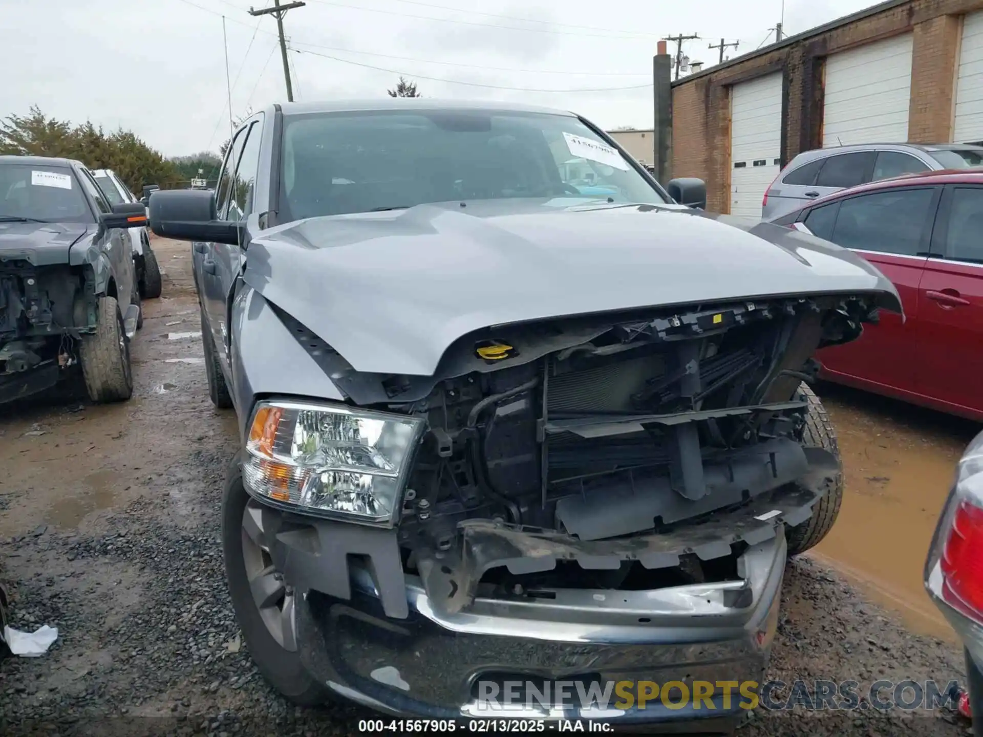 13 Photograph of a damaged car 1C6RR7KT8KS742948 RAM 1500 CLASSIC 2019