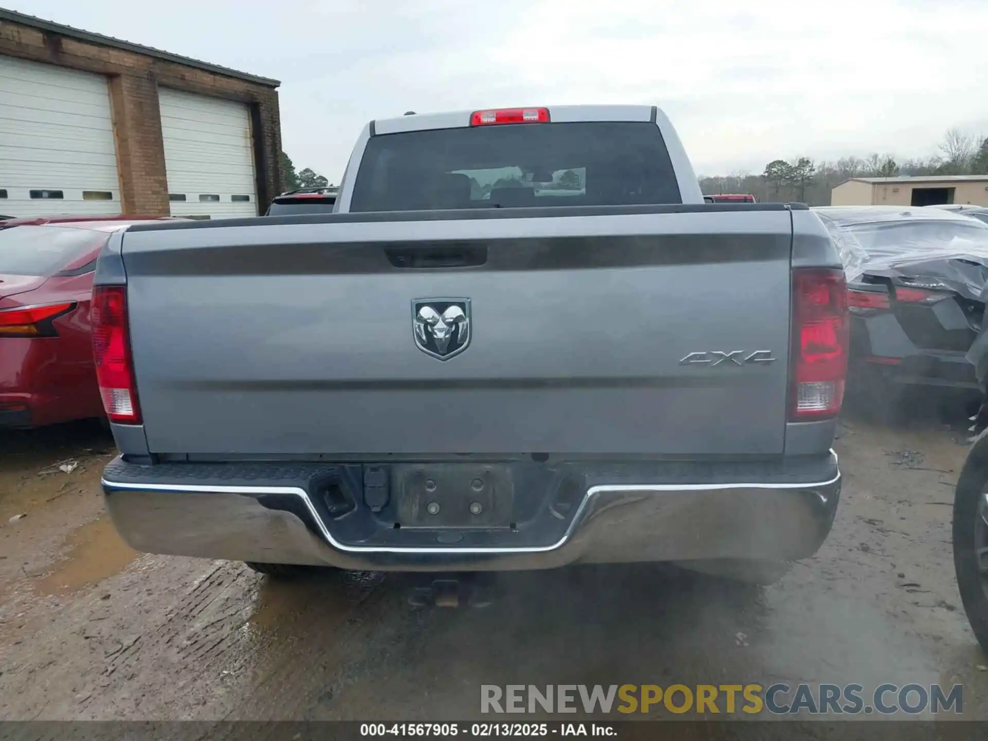 17 Photograph of a damaged car 1C6RR7KT8KS742948 RAM 1500 CLASSIC 2019