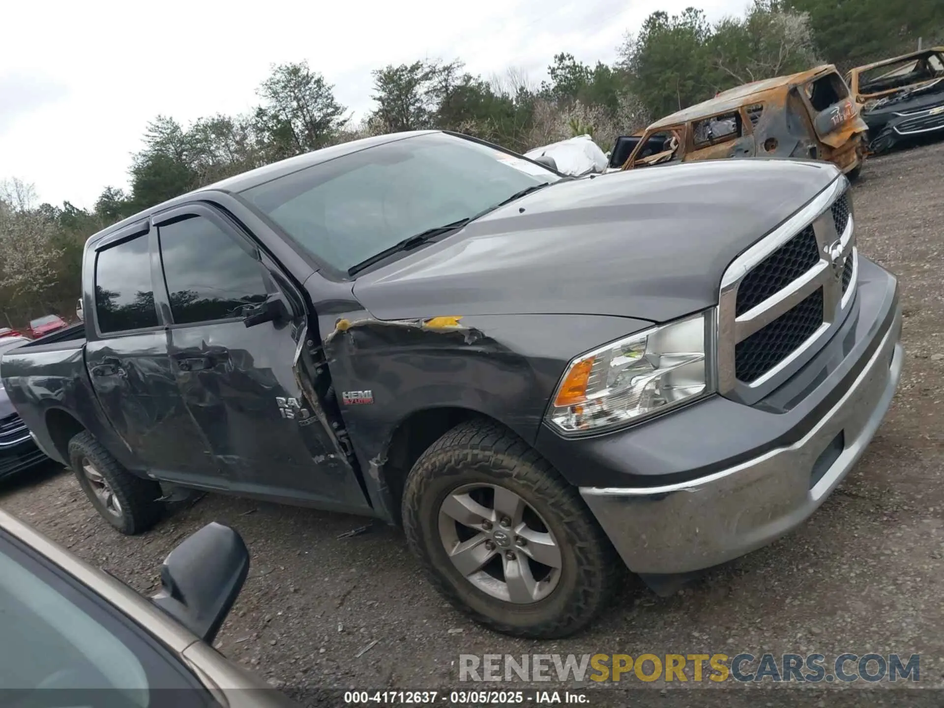 13 Photograph of a damaged car 1C6RR7KTXKS742935 RAM 1500 CLASSIC 2019