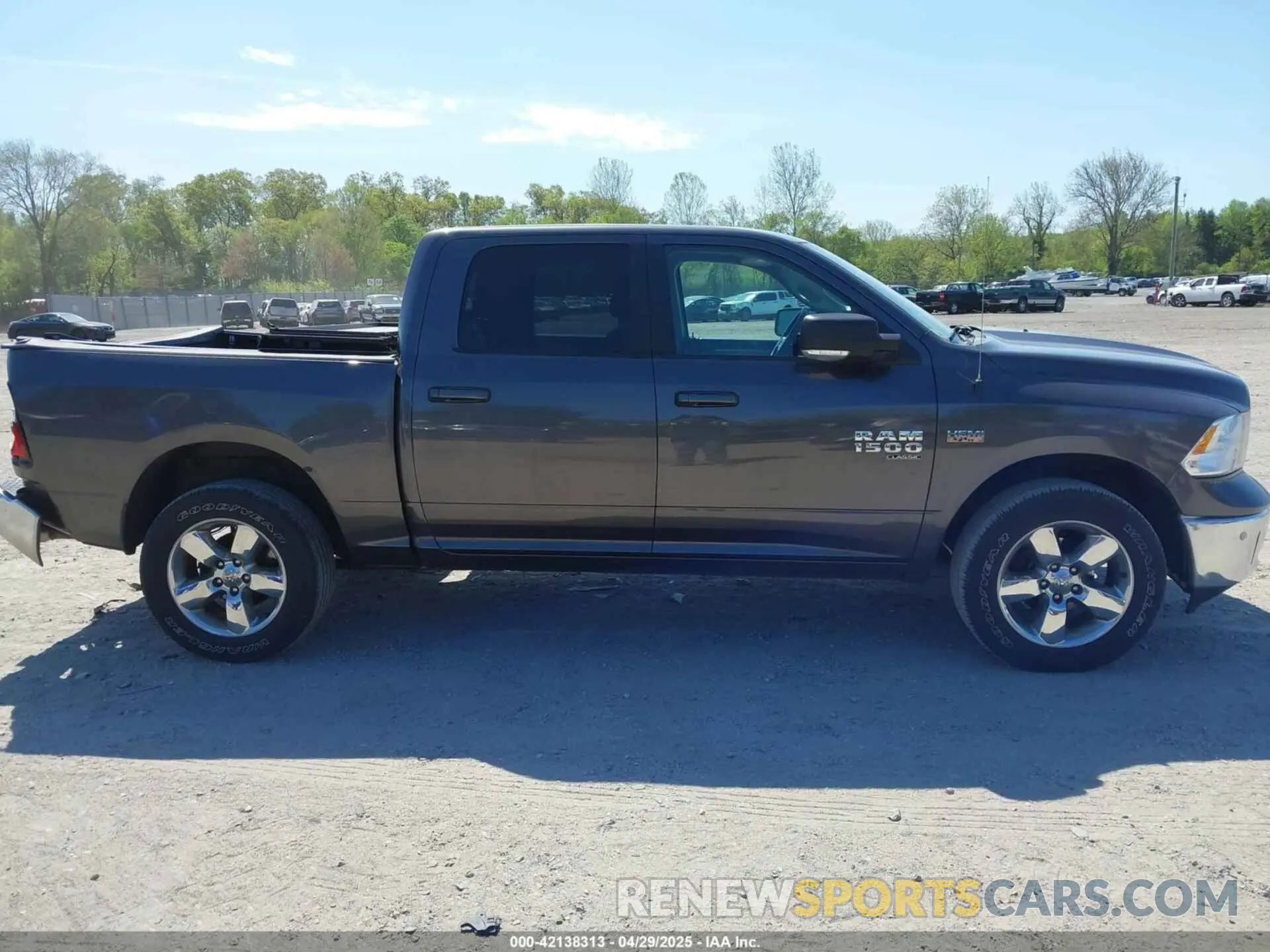 13 Photograph of a damaged car 1C6RR7LT1KS523232 RAM 1500 CLASSIC 2019