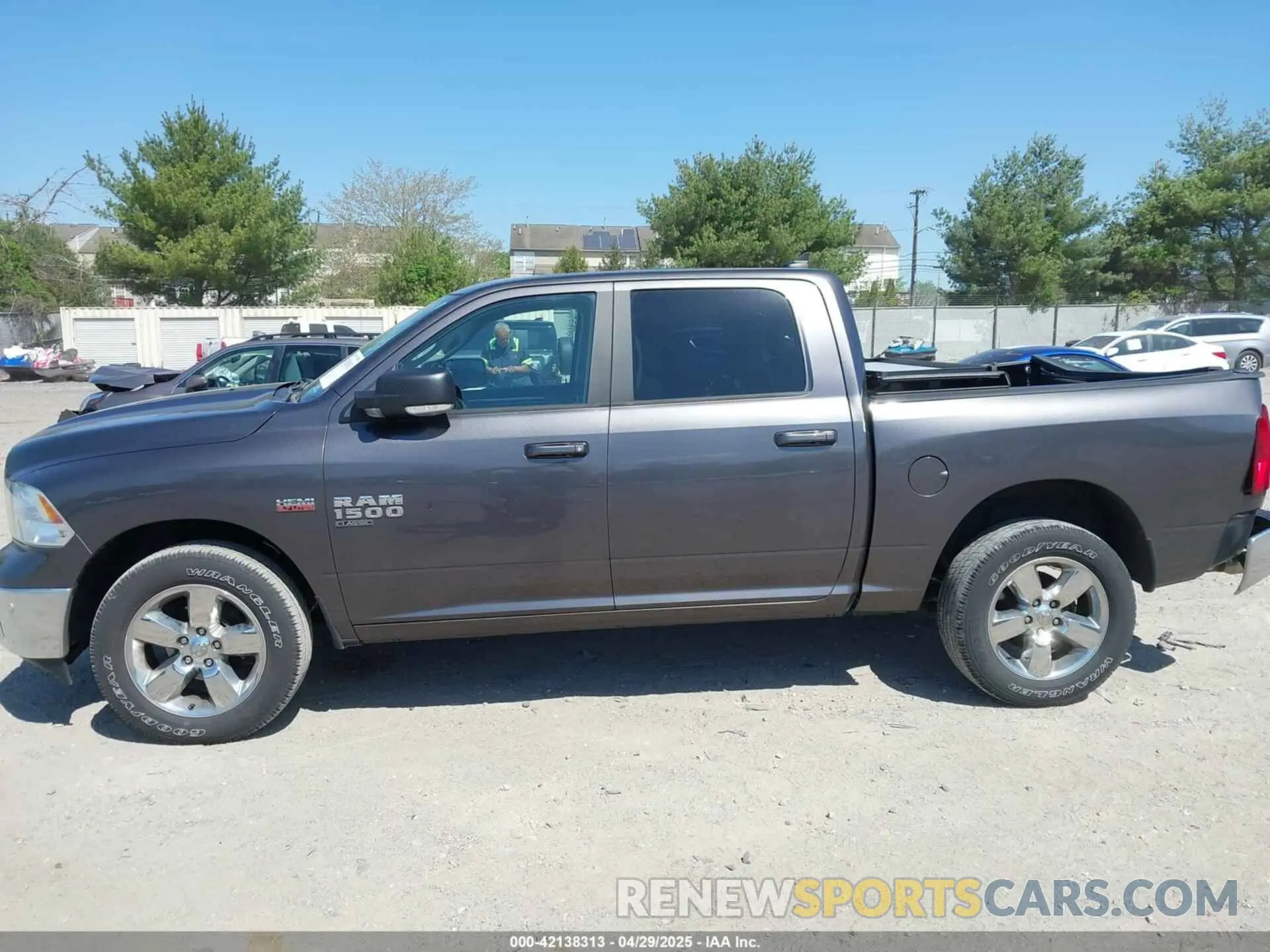 14 Photograph of a damaged car 1C6RR7LT1KS523232 RAM 1500 CLASSIC 2019