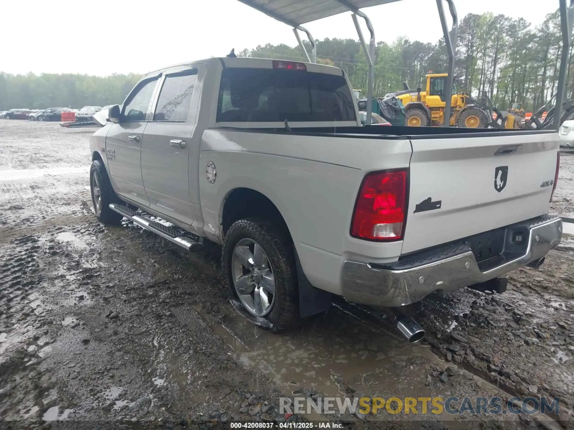 3 Photograph of a damaged car 1C6RR7LT1KS560992 RAM 1500 CLASSIC 2019
