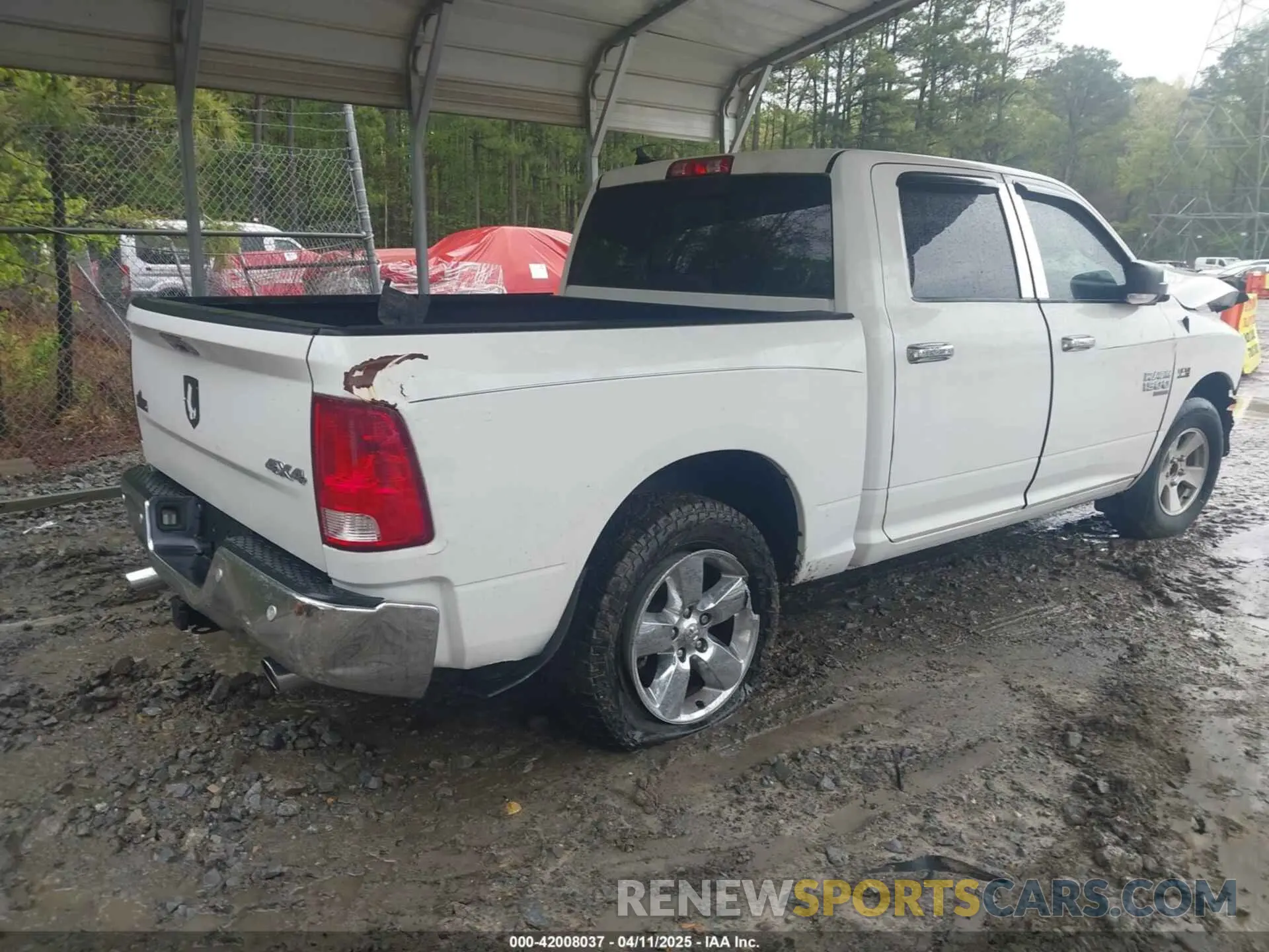 4 Photograph of a damaged car 1C6RR7LT1KS560992 RAM 1500 CLASSIC 2019