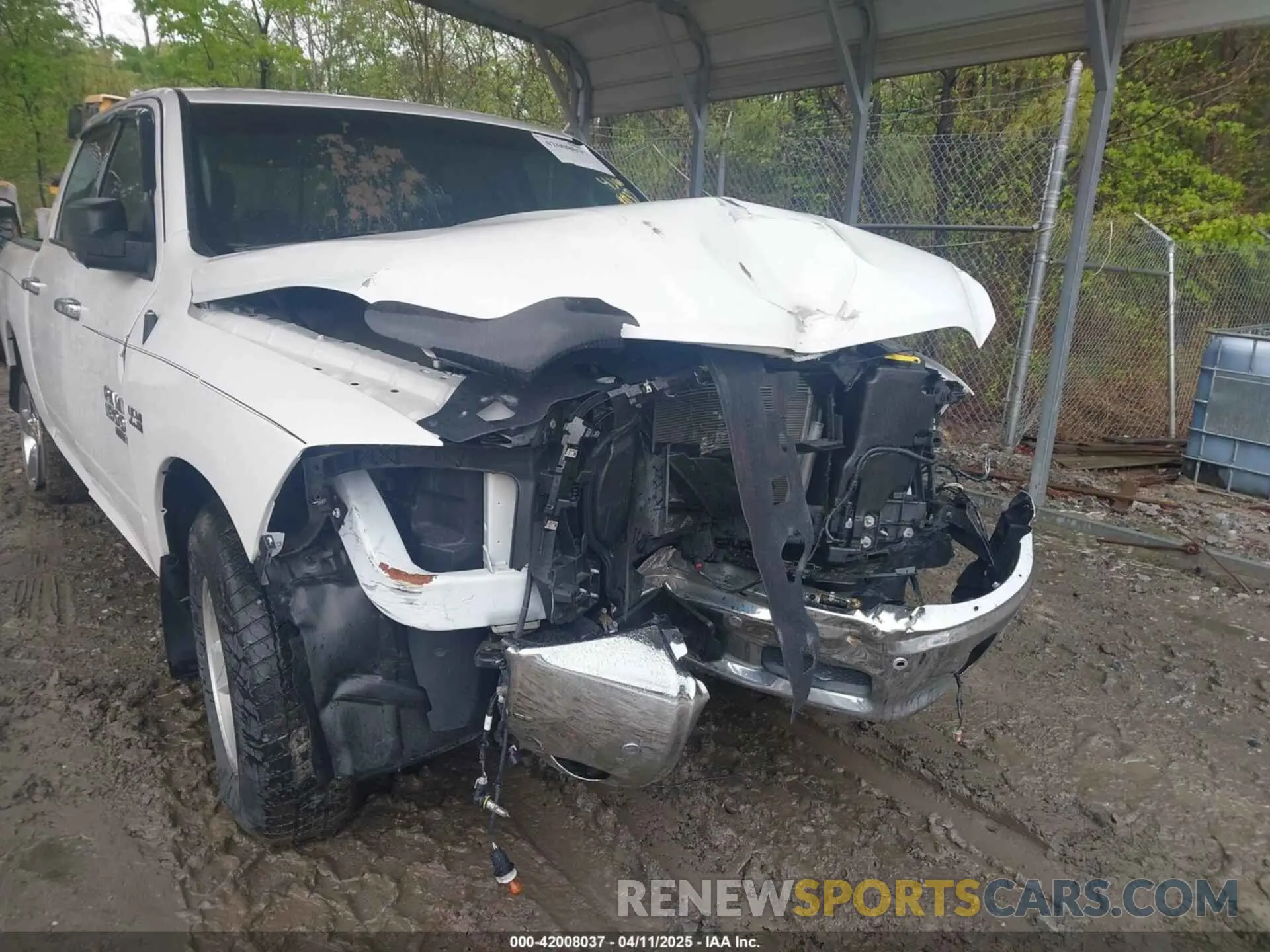 6 Photograph of a damaged car 1C6RR7LT1KS560992 RAM 1500 CLASSIC 2019