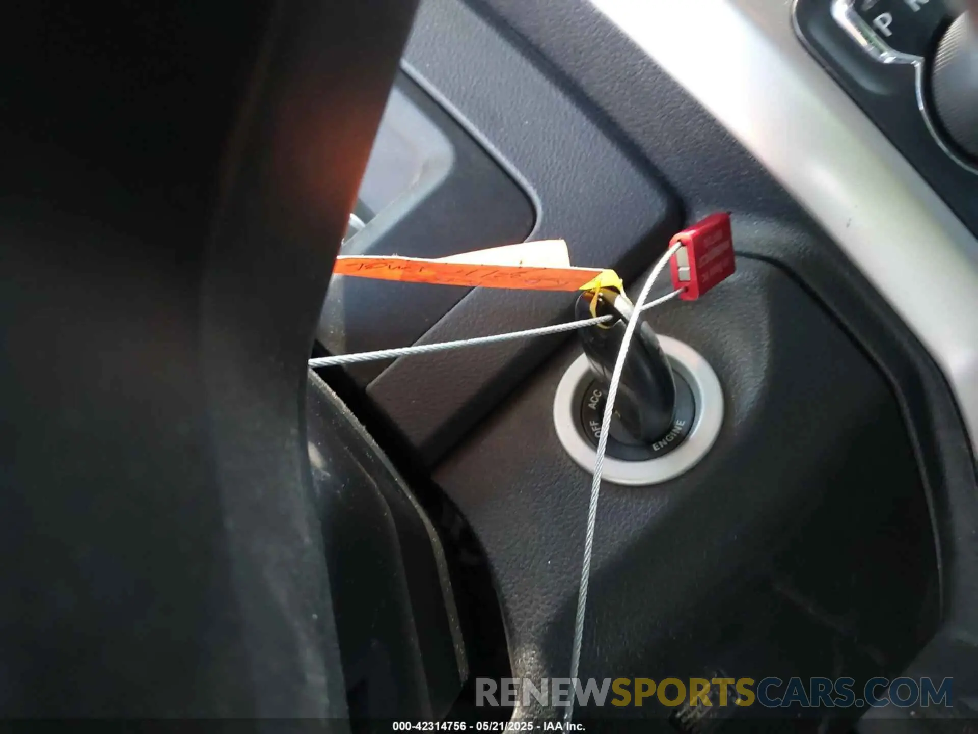 11 Photograph of a damaged car 1C6RR7LT1KS568932 RAM 1500 CLASSIC 2019