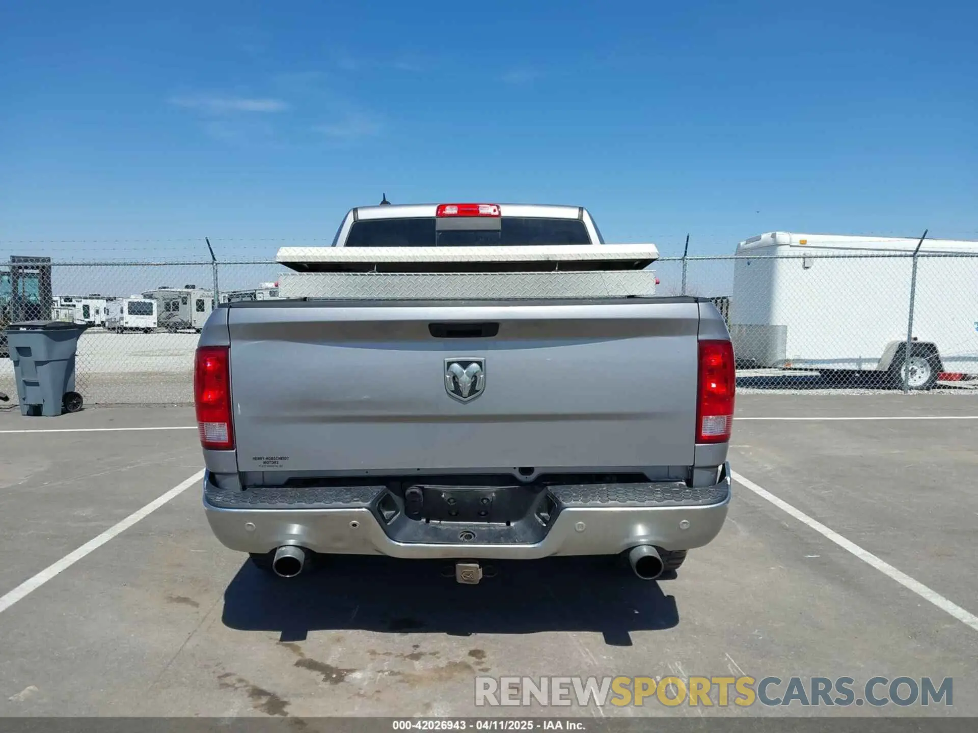16 Photograph of a damaged car 1C6RR7LT1KS687578 RAM 1500 CLASSIC 2019