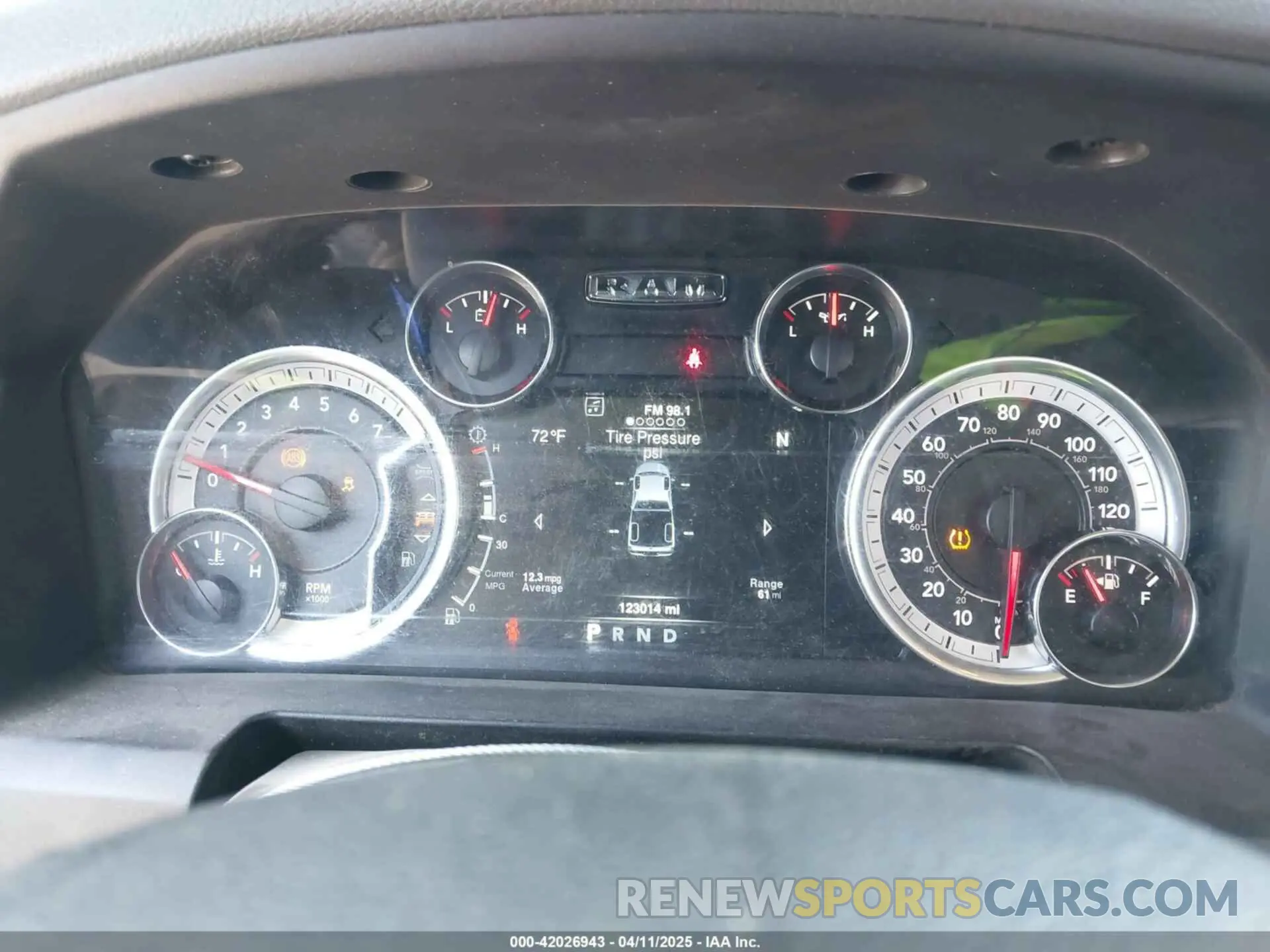 7 Photograph of a damaged car 1C6RR7LT1KS687578 RAM 1500 CLASSIC 2019