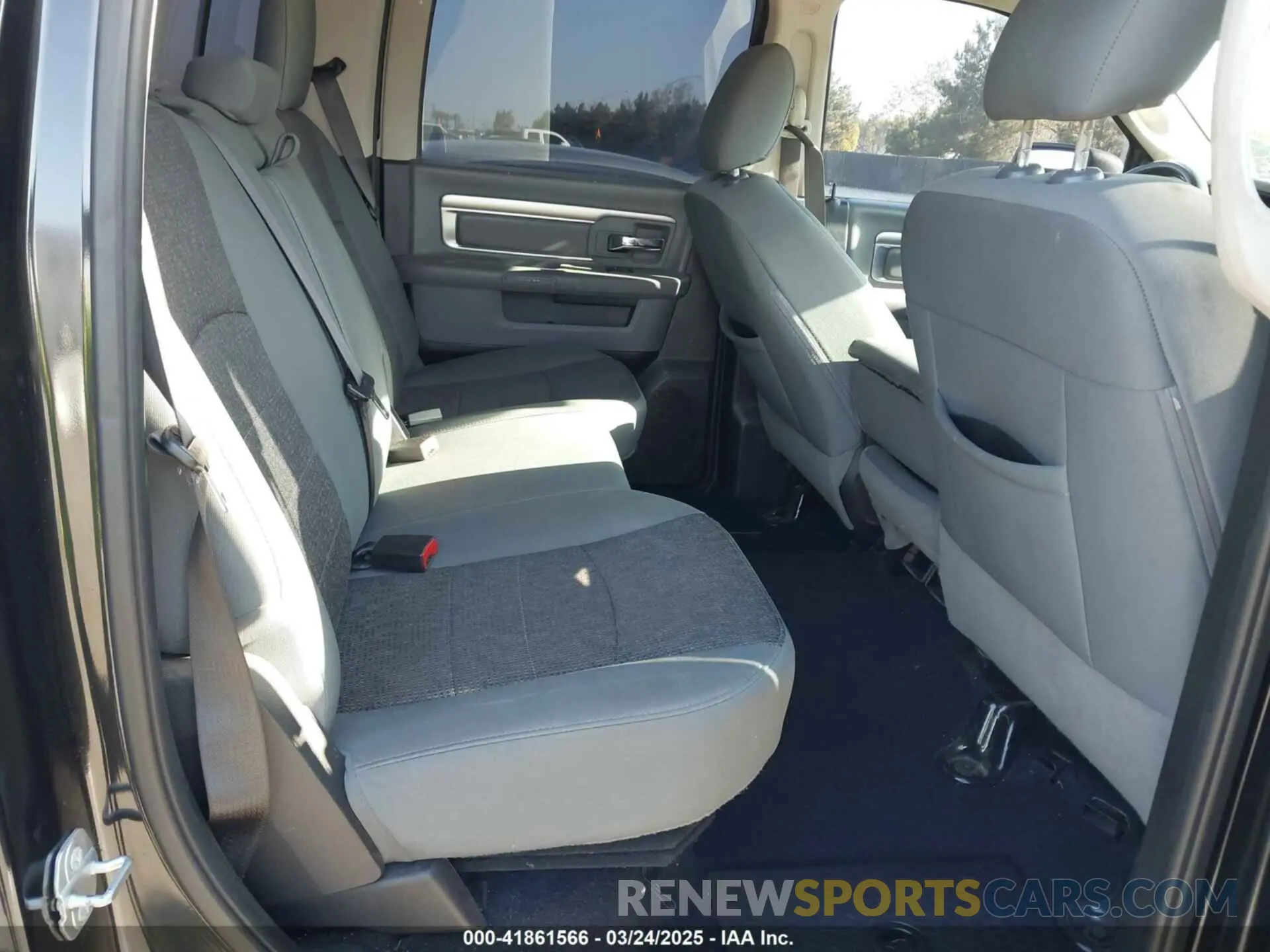 8 Photograph of a damaged car 1C6RR7LT3KS534975 RAM 1500 CLASSIC 2019