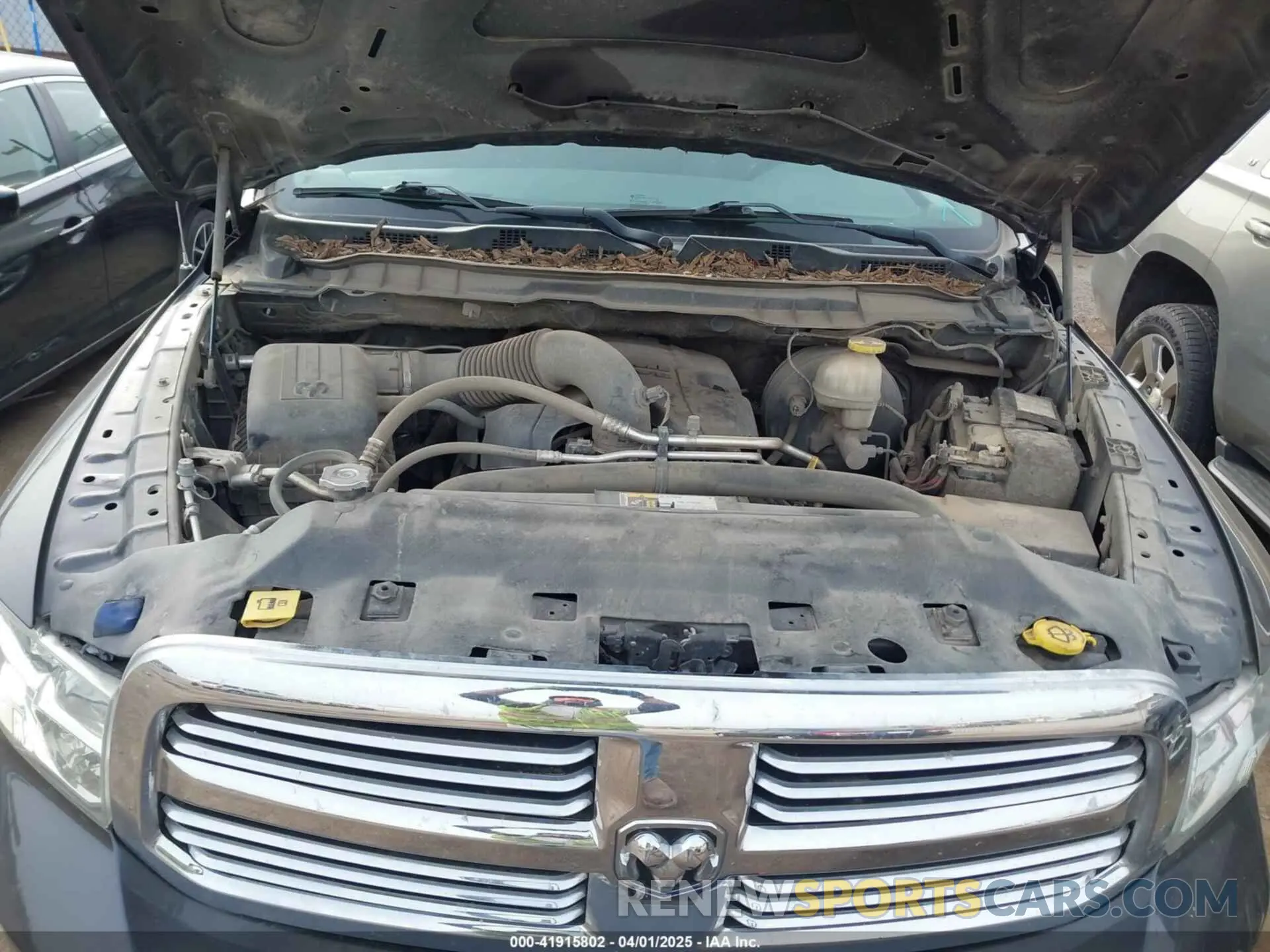 10 Photograph of a damaged car 1C6RR7LT5KS533875 RAM 1500 CLASSIC 2019