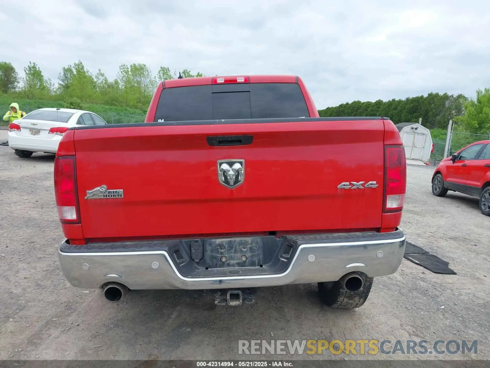 16 Photograph of a damaged car 1C6RR7LT6KS527356 RAM 1500 CLASSIC 2019