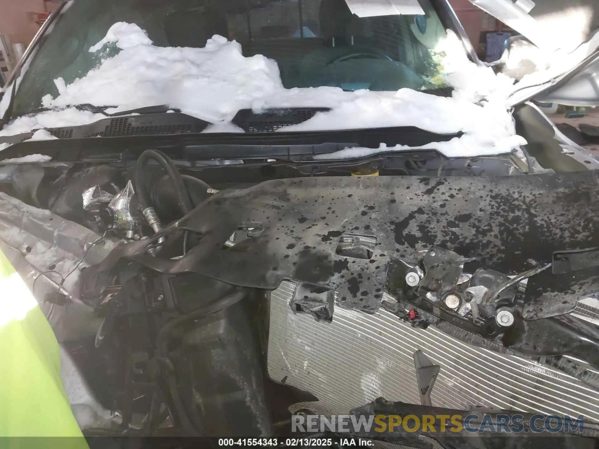 10 Photograph of a damaged car 1C6RR7LT6KS638926 RAM 1500 CLASSIC 2019