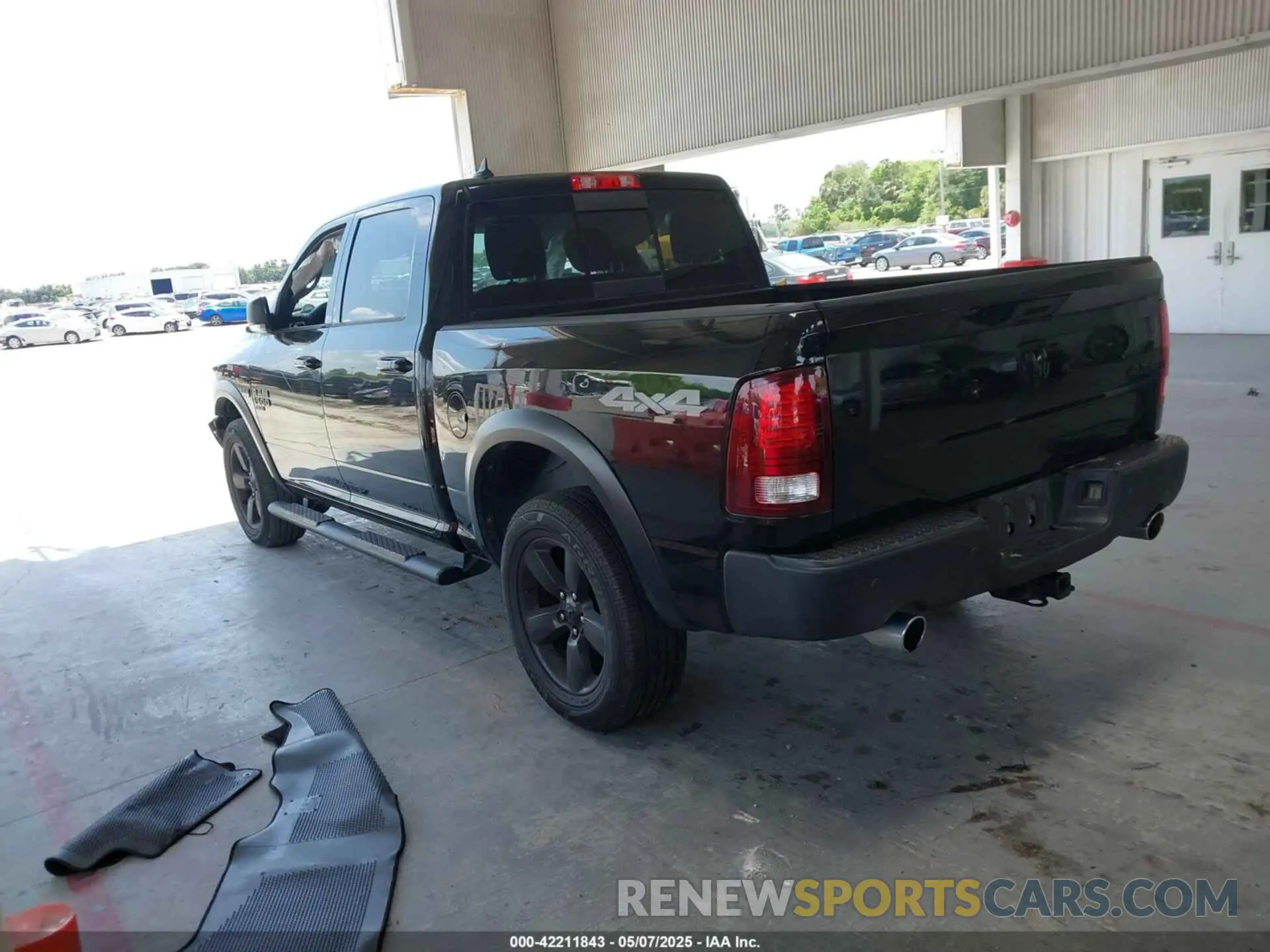 14 Photograph of a damaged car 1C6RR7LT7KS665780 RAM 1500 CLASSIC 2019