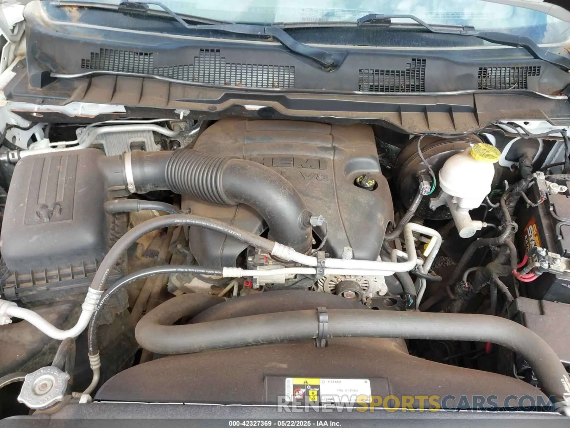 10 Photograph of a damaged car 1C6RR7LT9KS696562 RAM 1500 CLASSIC 2019