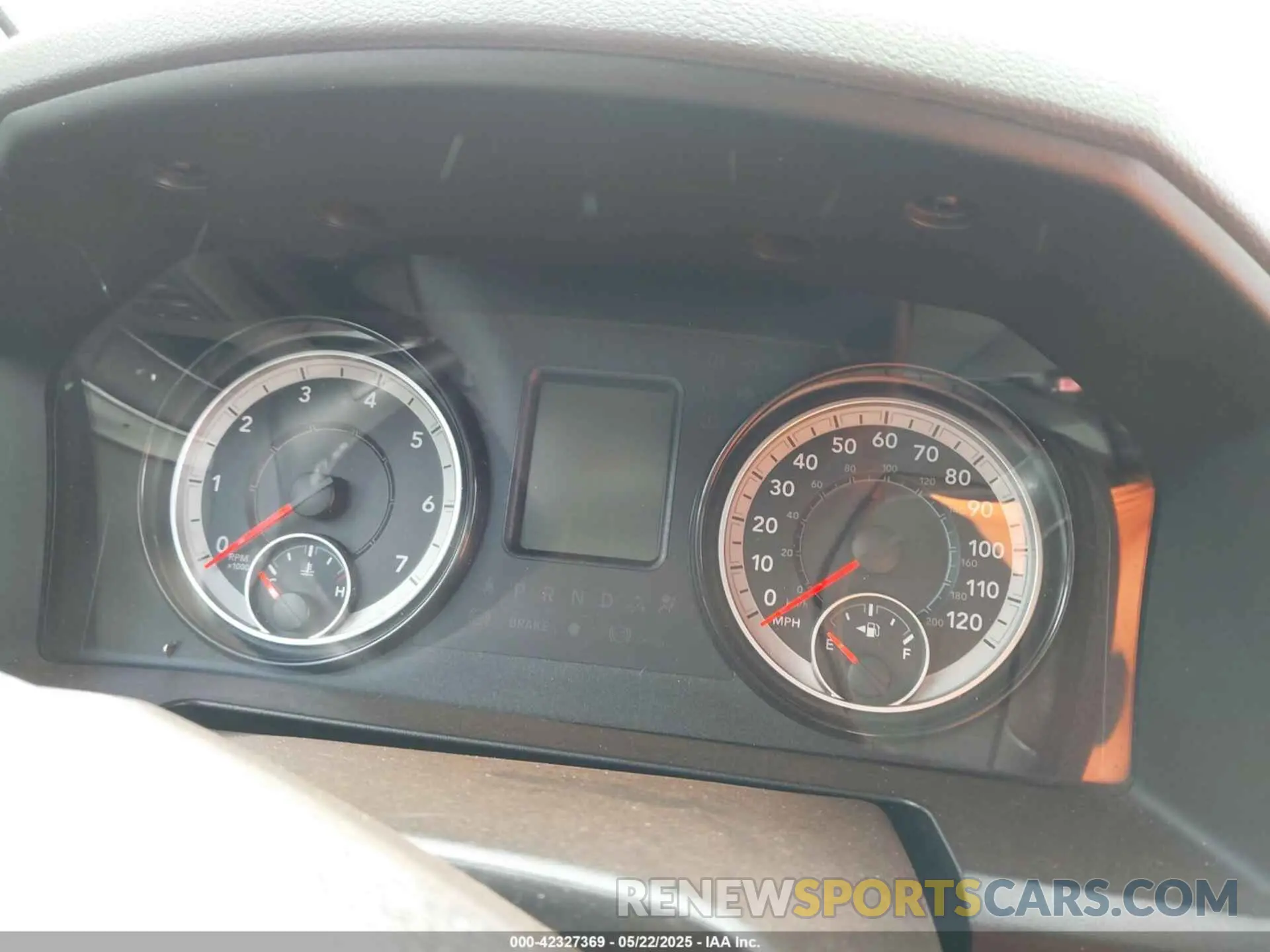 7 Photograph of a damaged car 1C6RR7LT9KS696562 RAM 1500 CLASSIC 2019