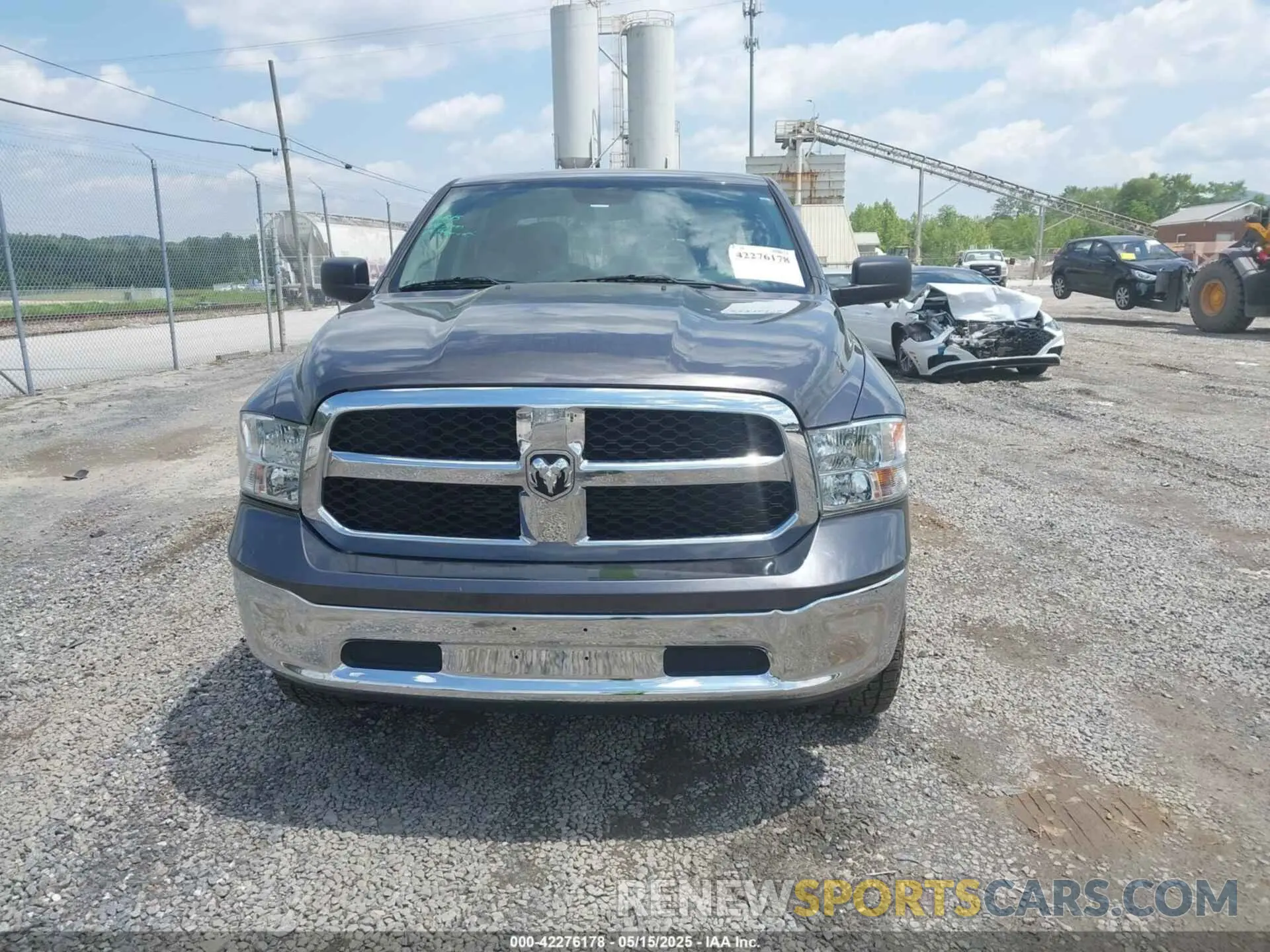 12 Photograph of a damaged car 1C6RR7SM1KS696999 RAM 1500 CLASSIC 2019