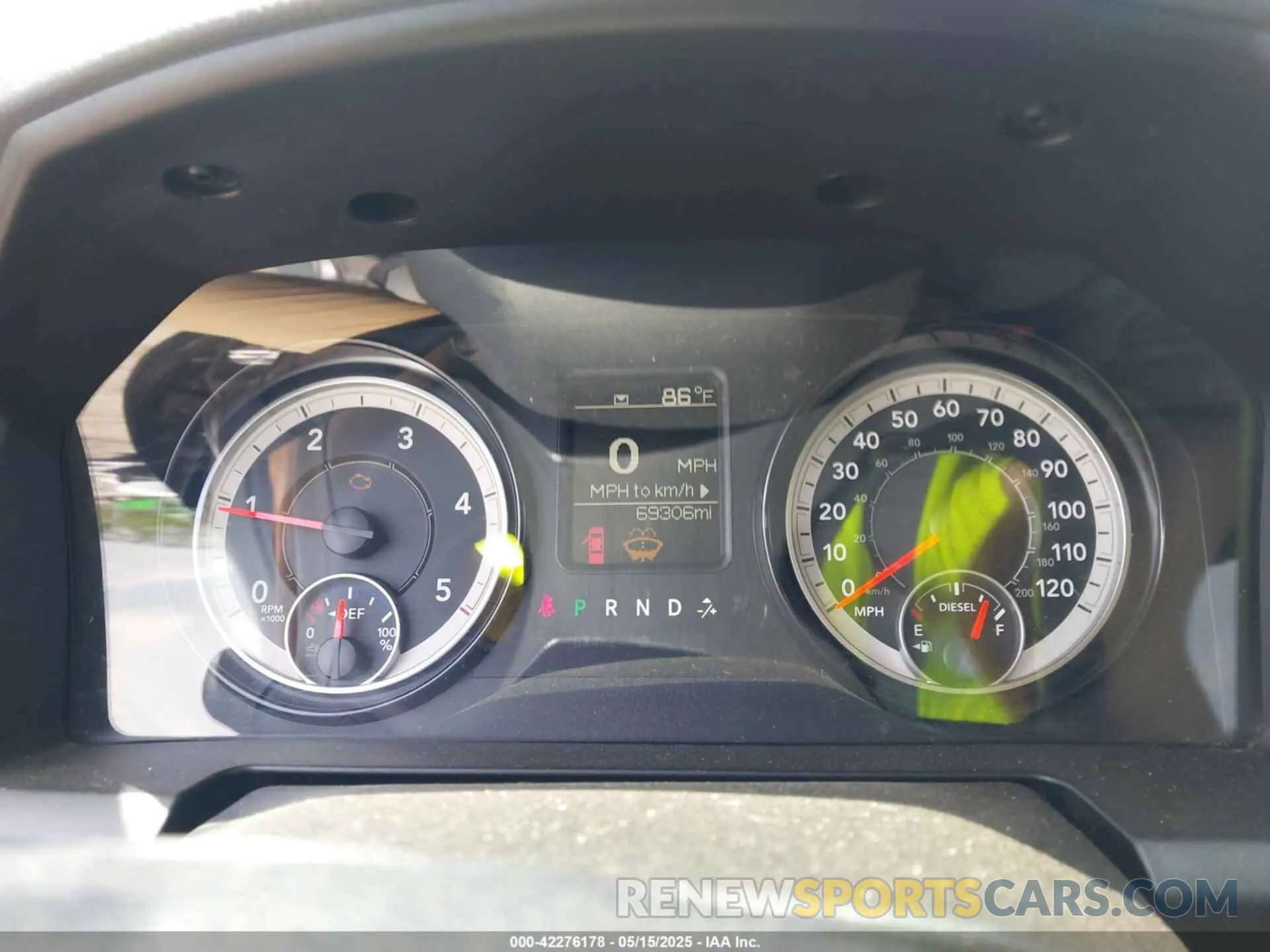 7 Photograph of a damaged car 1C6RR7SM1KS696999 RAM 1500 CLASSIC 2019