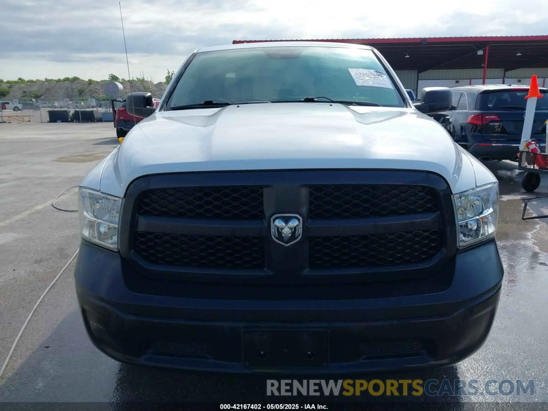 13 Photograph of a damaged car 1C6RR7ST3KS688104 RAM 1500 CLASSIC 2019