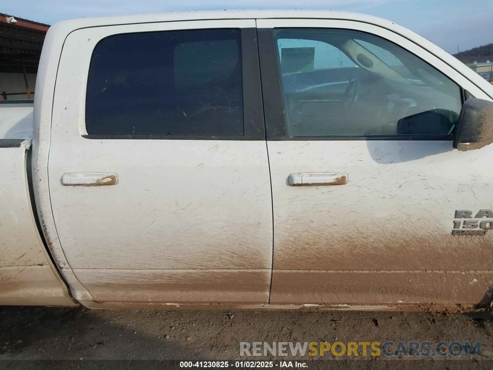 14 Photograph of a damaged car 1C6RR7TT1KS513056 RAM 1500 CLASSIC 2019