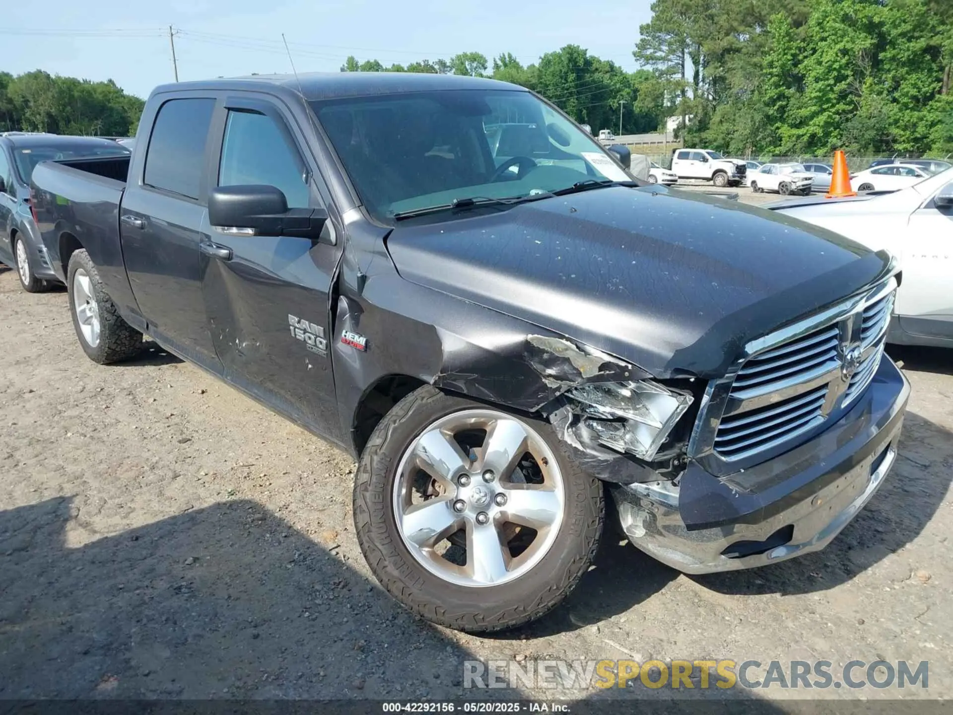 1 Photograph of a damaged car 1C6RR7TT2KS648286 RAM 1500 CLASSIC 2019