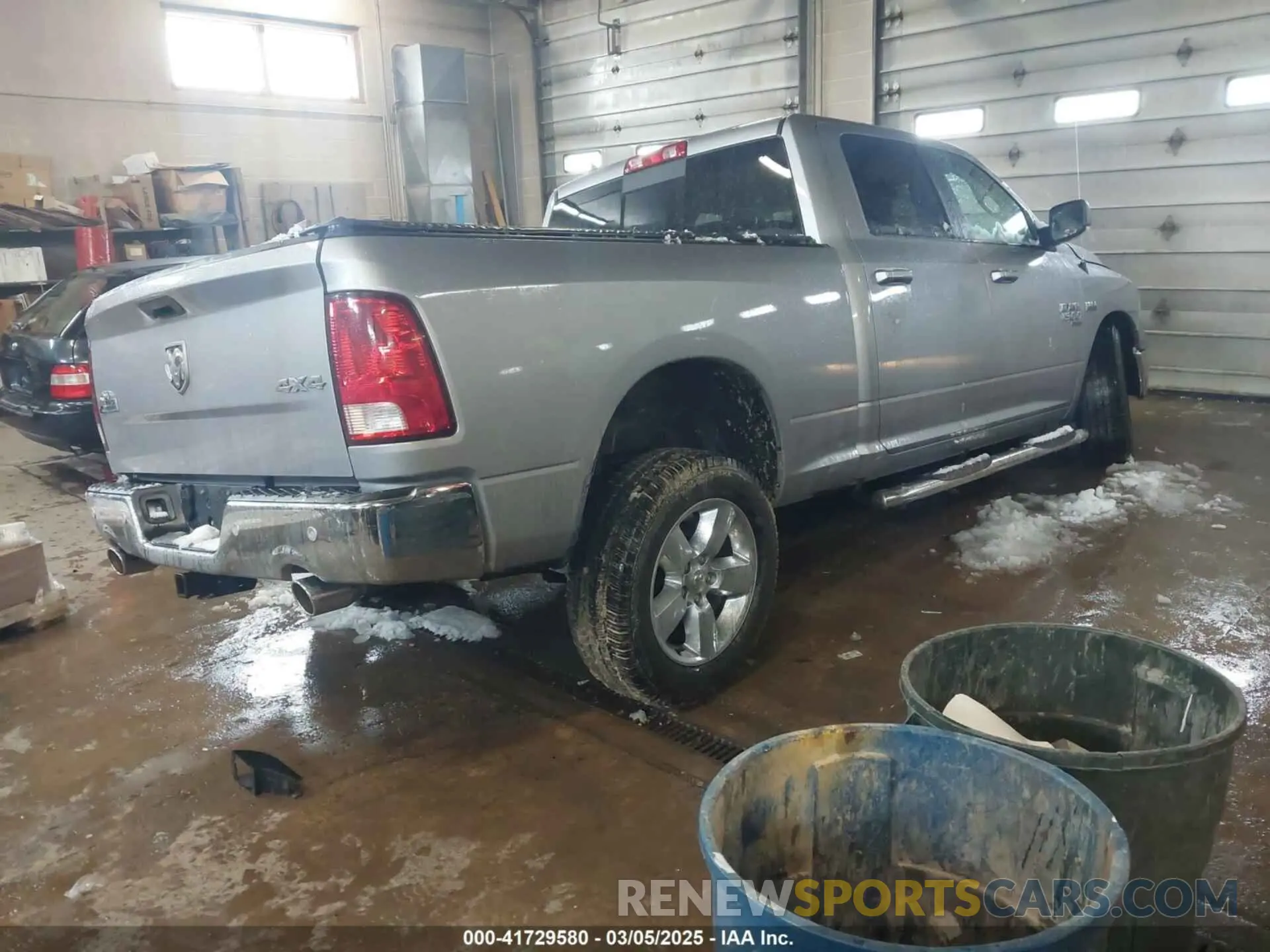4 Photograph of a damaged car 1C6RR7TT3KS679191 RAM 1500 CLASSIC 2019